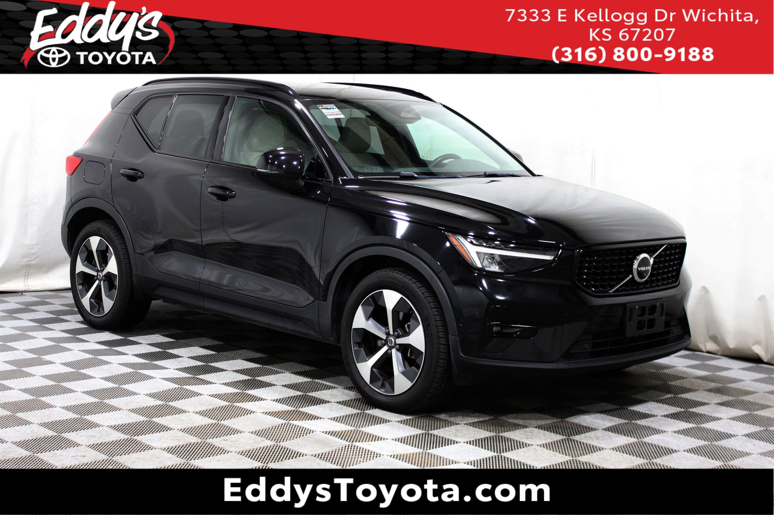 2023 Volvo XC40 Ultimate