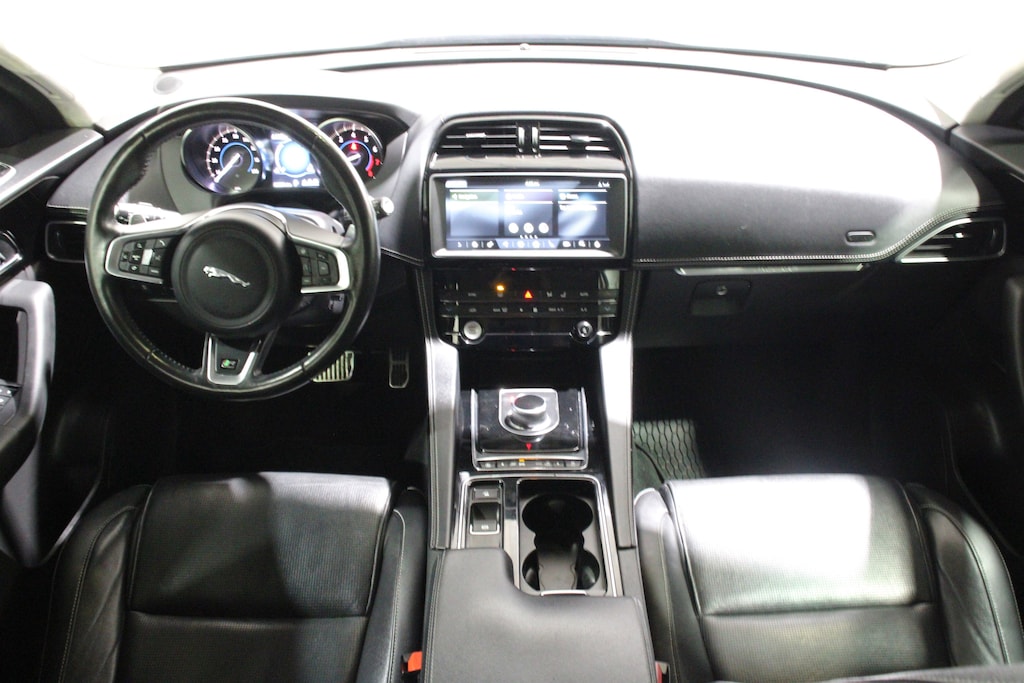 Used 2019 Jaguar F-PACE 30t R-Sport SUV