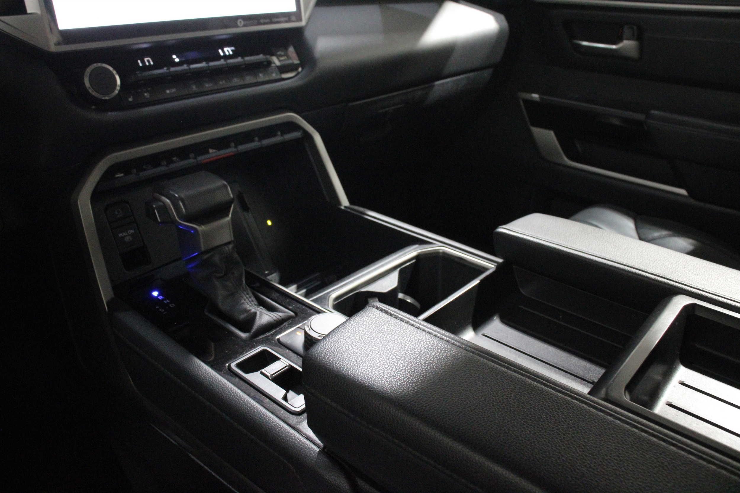 2023 Toyota Tundra Limited - Photo 18