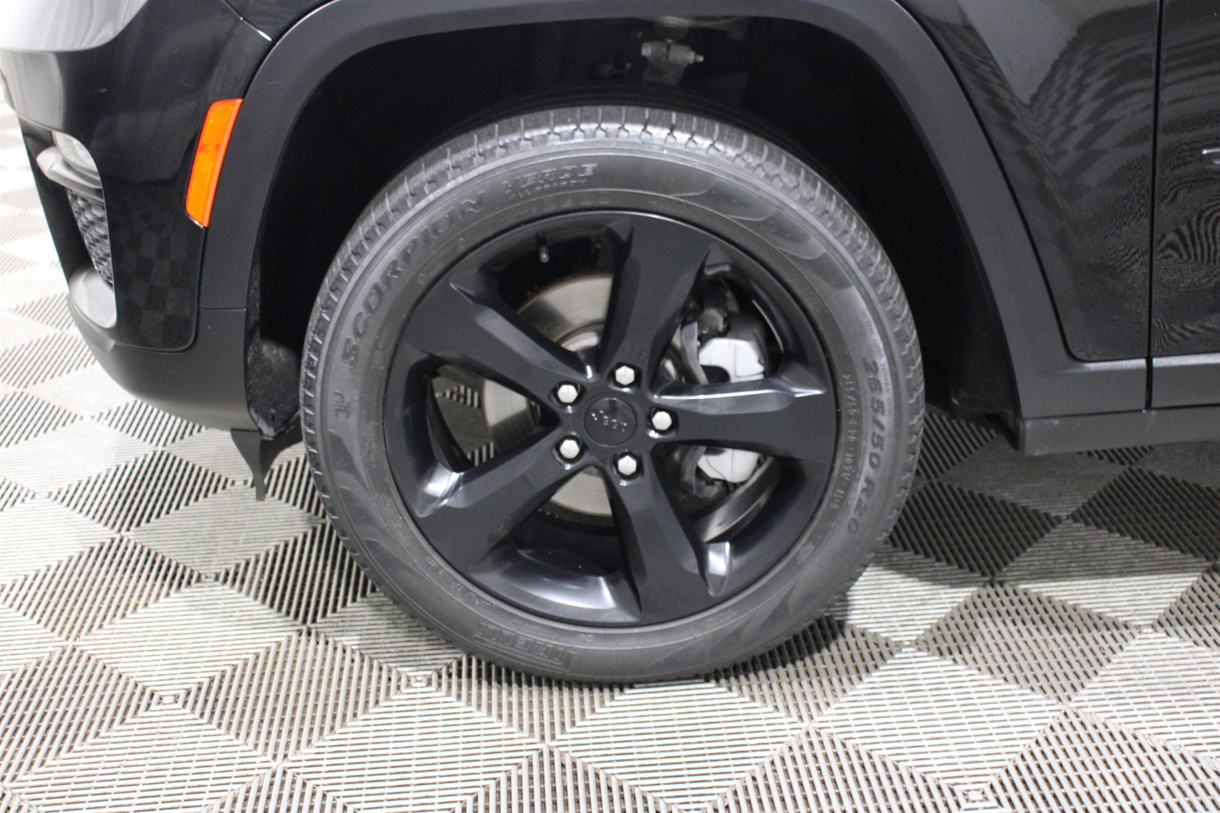 2023 Jeep Grand Cherokee Limited - Photo 38
