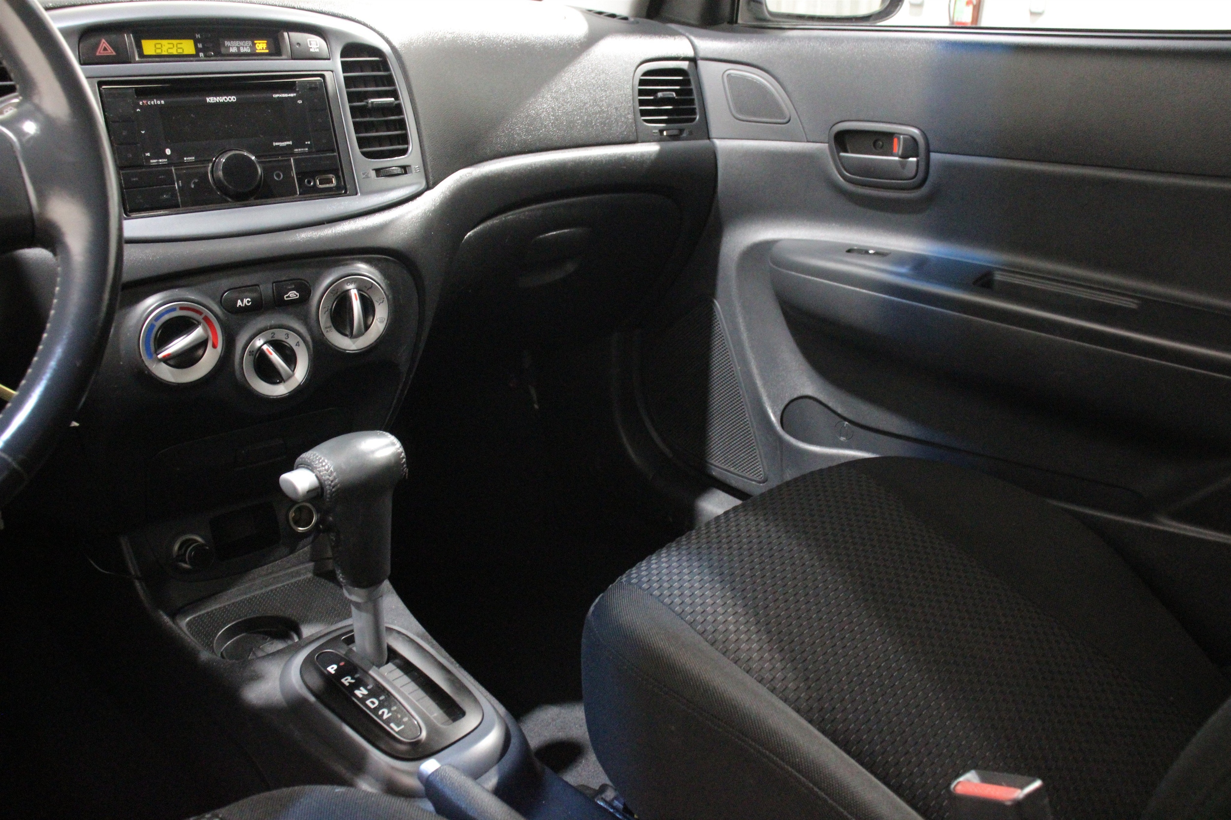 2008 Hyundai Accent SE - Photo 14