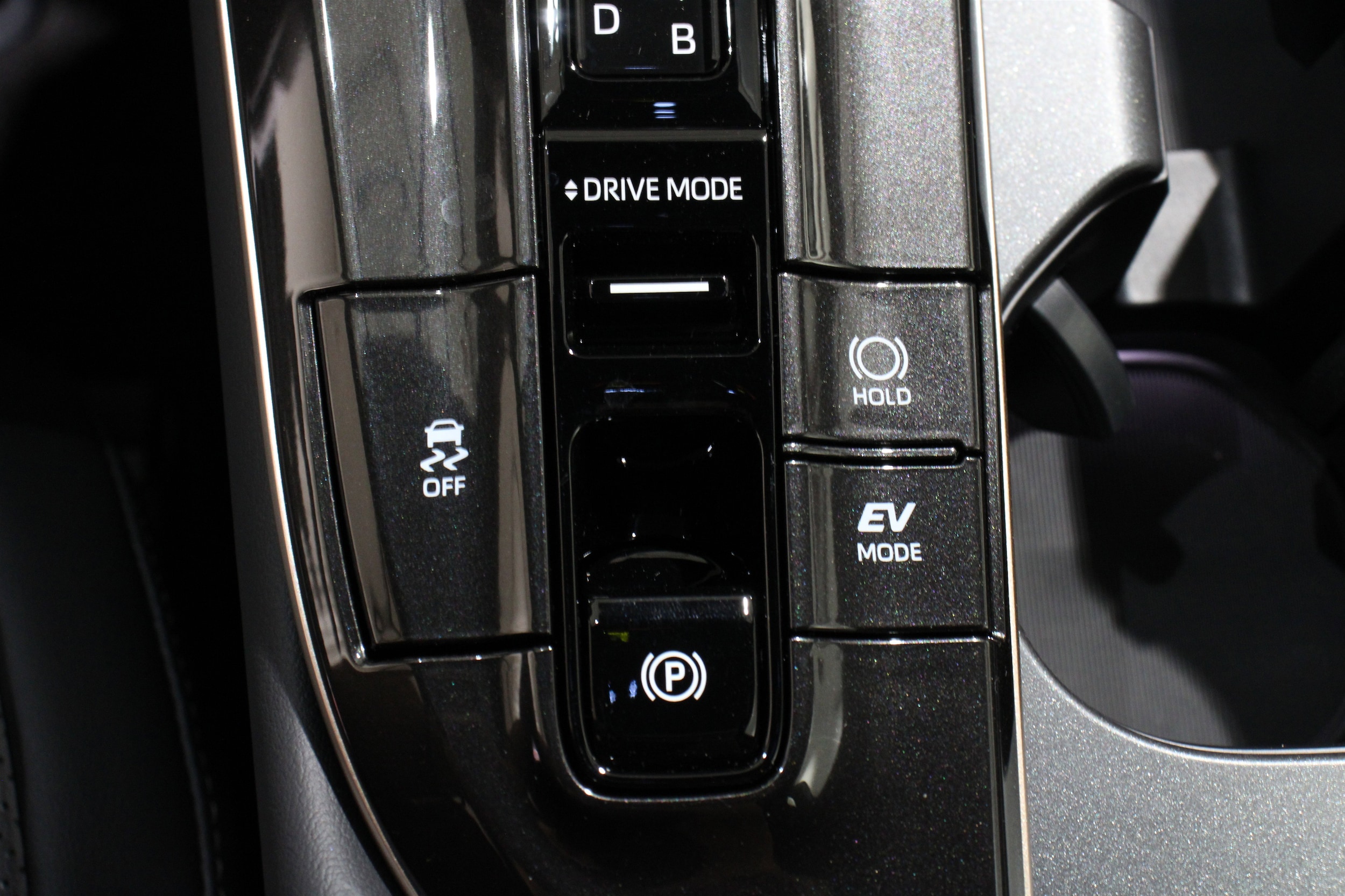 2026 Toyota Crown Limited - Photo 20