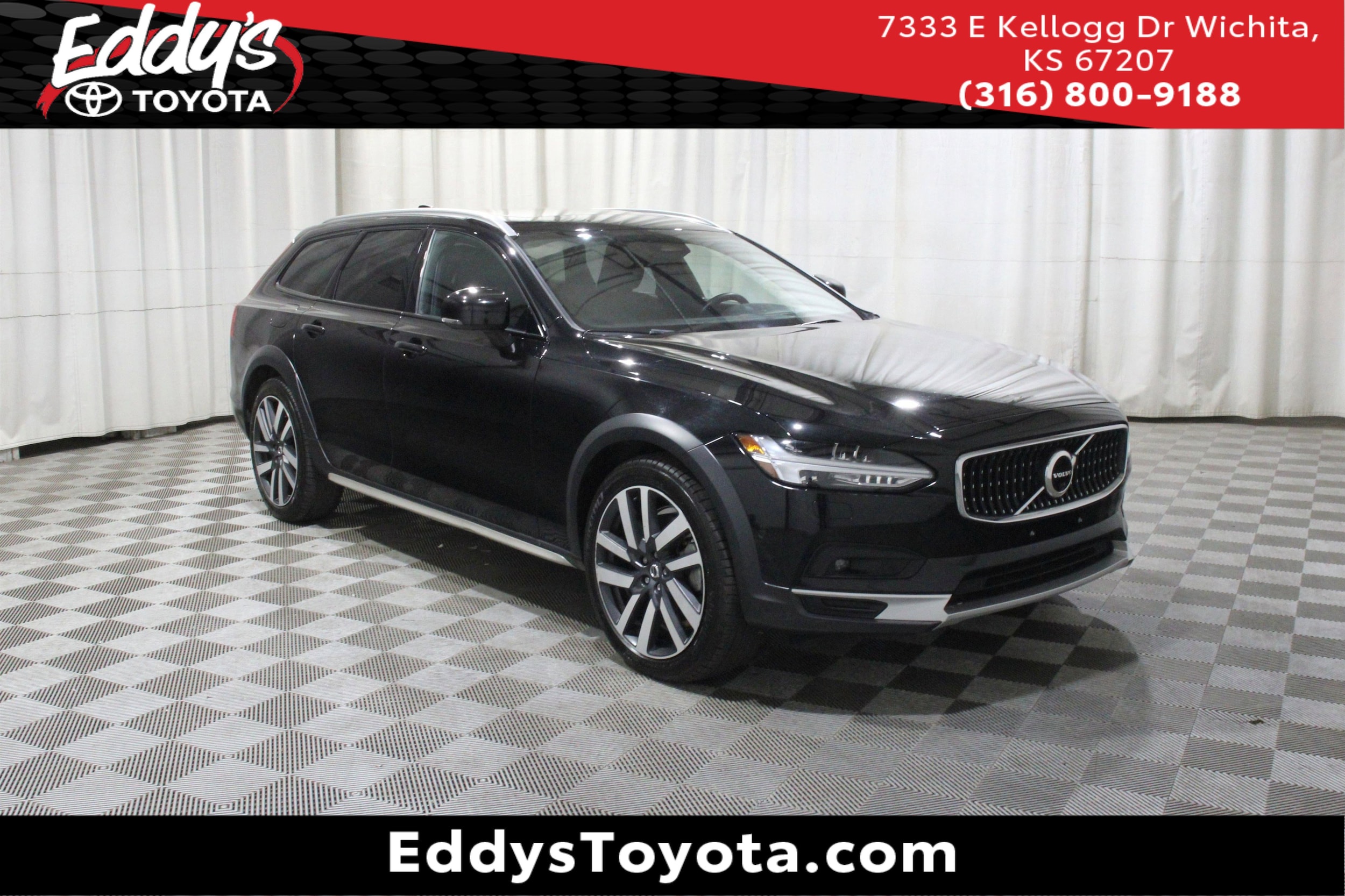 2023 Volvo V90 Cross Country B6 Ultimate AWD's photo
