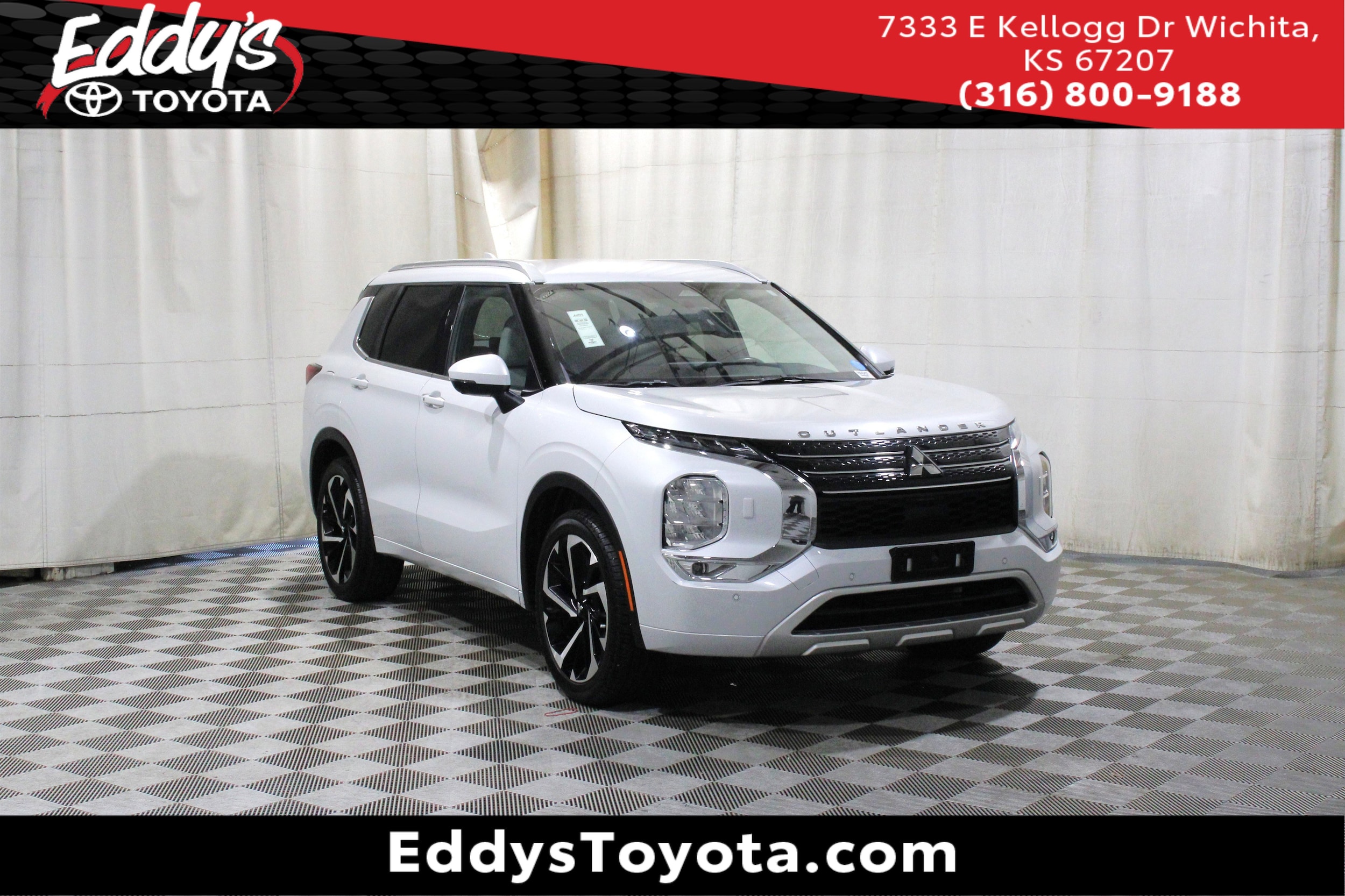 2024 Mitsubishi Outlander SEL | CarEdge | CarEdge