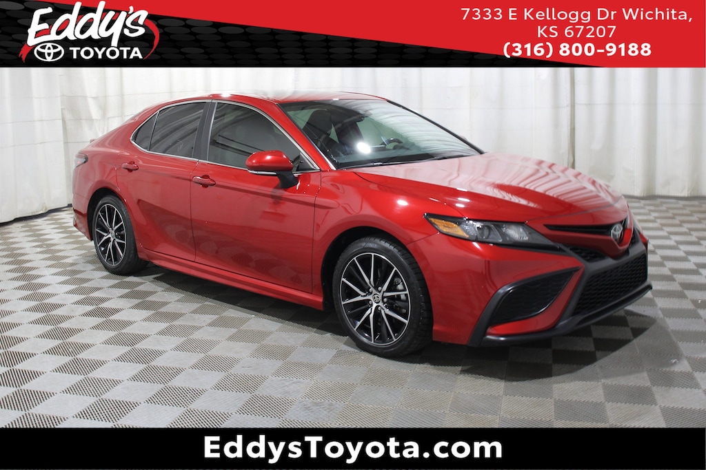 Used 2024 Toyota Camry SE Sedan