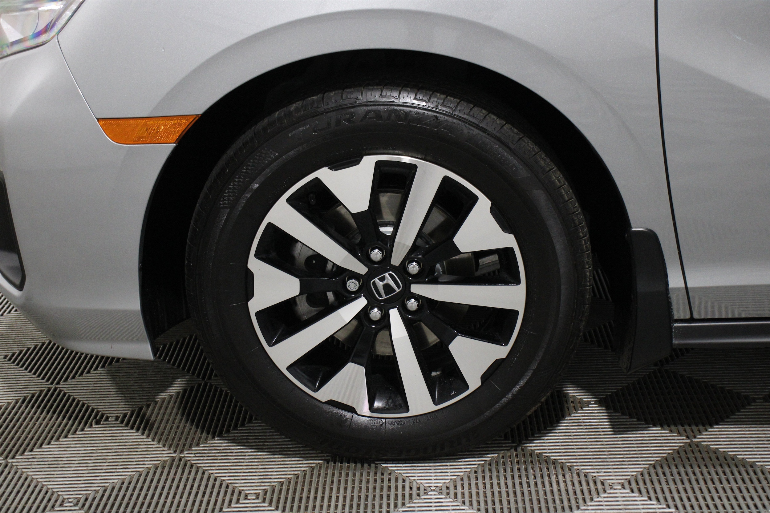 2026 Honda Odyssey EX-L - Photo 40
