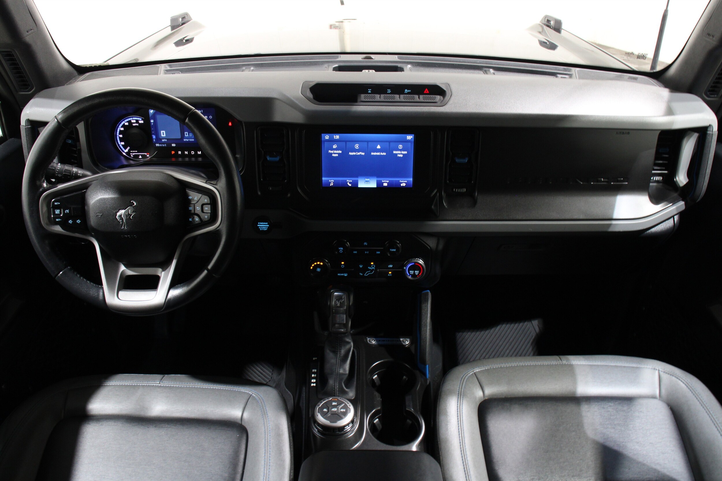 2022 Ford Bronco Base Big Bend Black Diamond Outer Banks photo 2