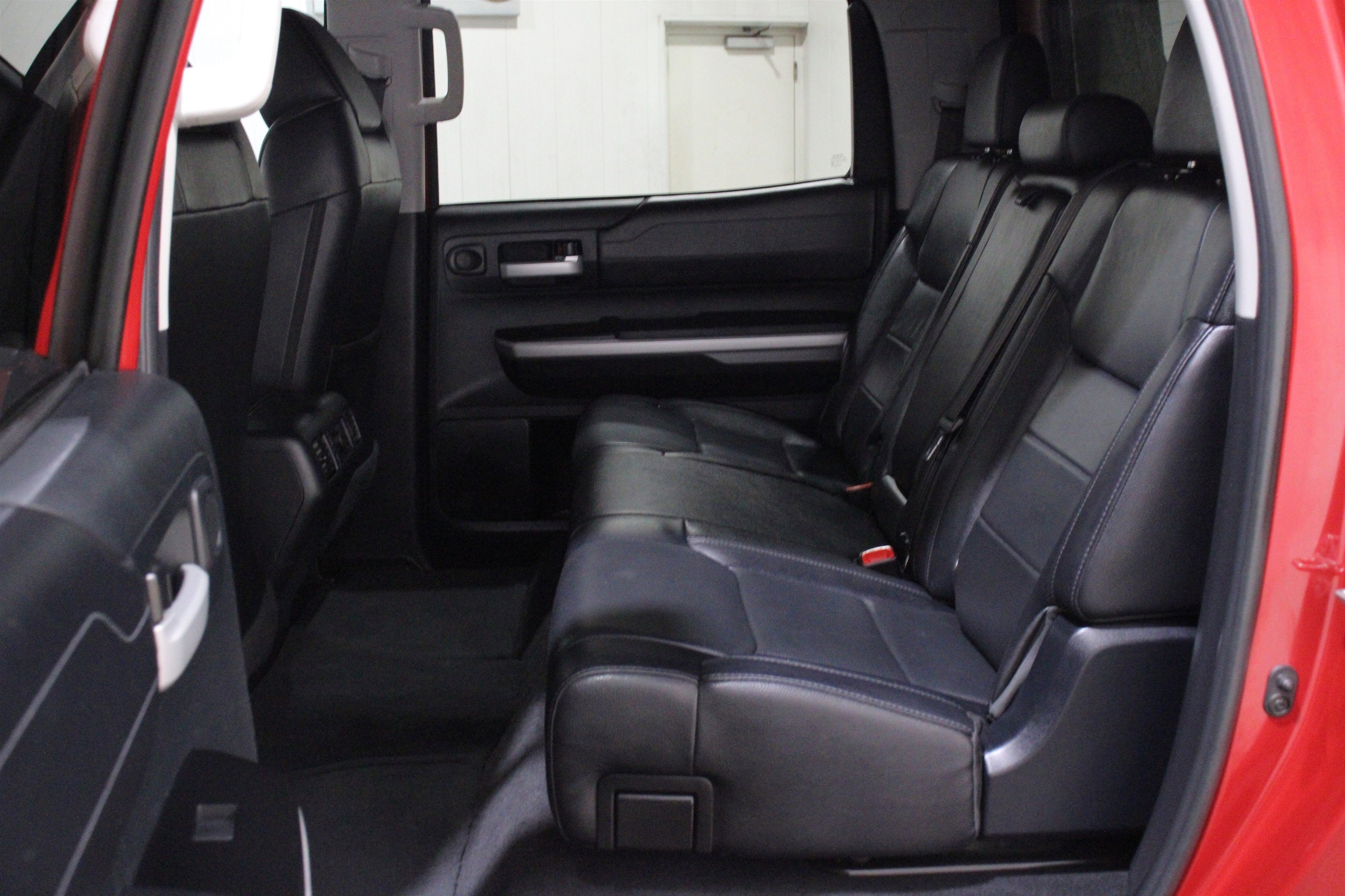 2016 Toyota Tundra Limited - Photo 21
