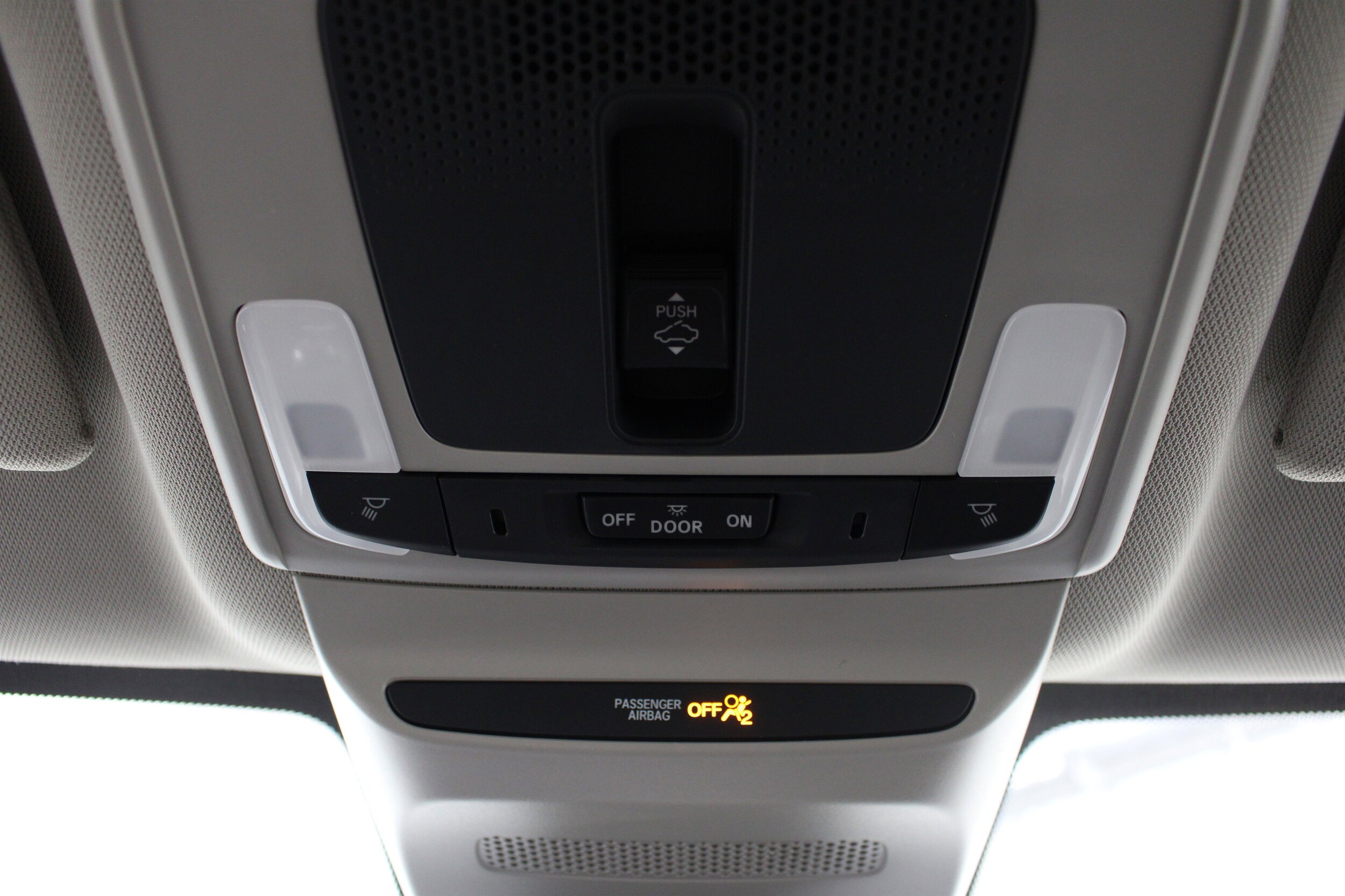 2025 Honda HR-V EX-L - Photo 18