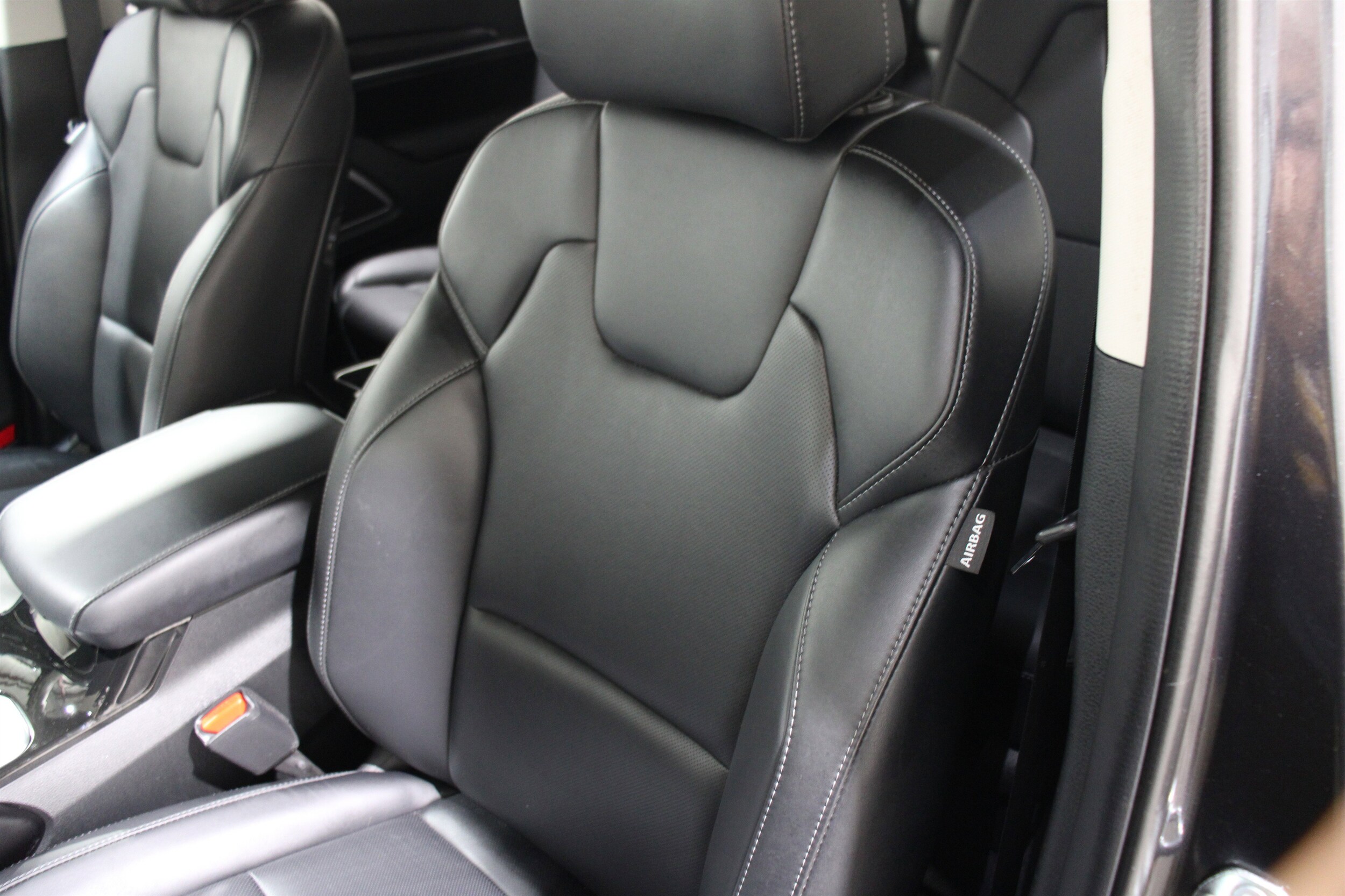 2025 Kia Telluride S photo 3