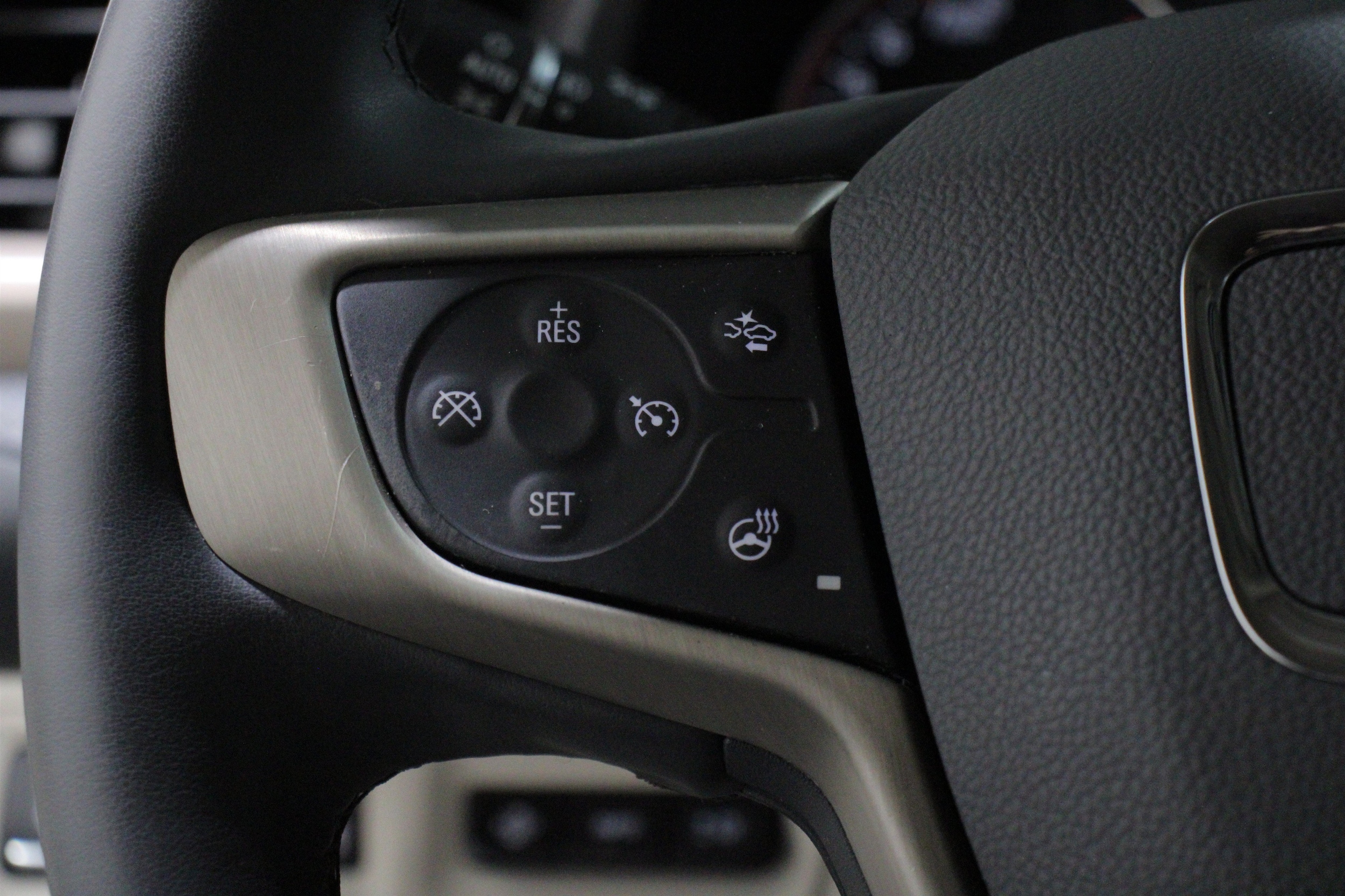 2023 GMC Acadia Denali - Photo 9