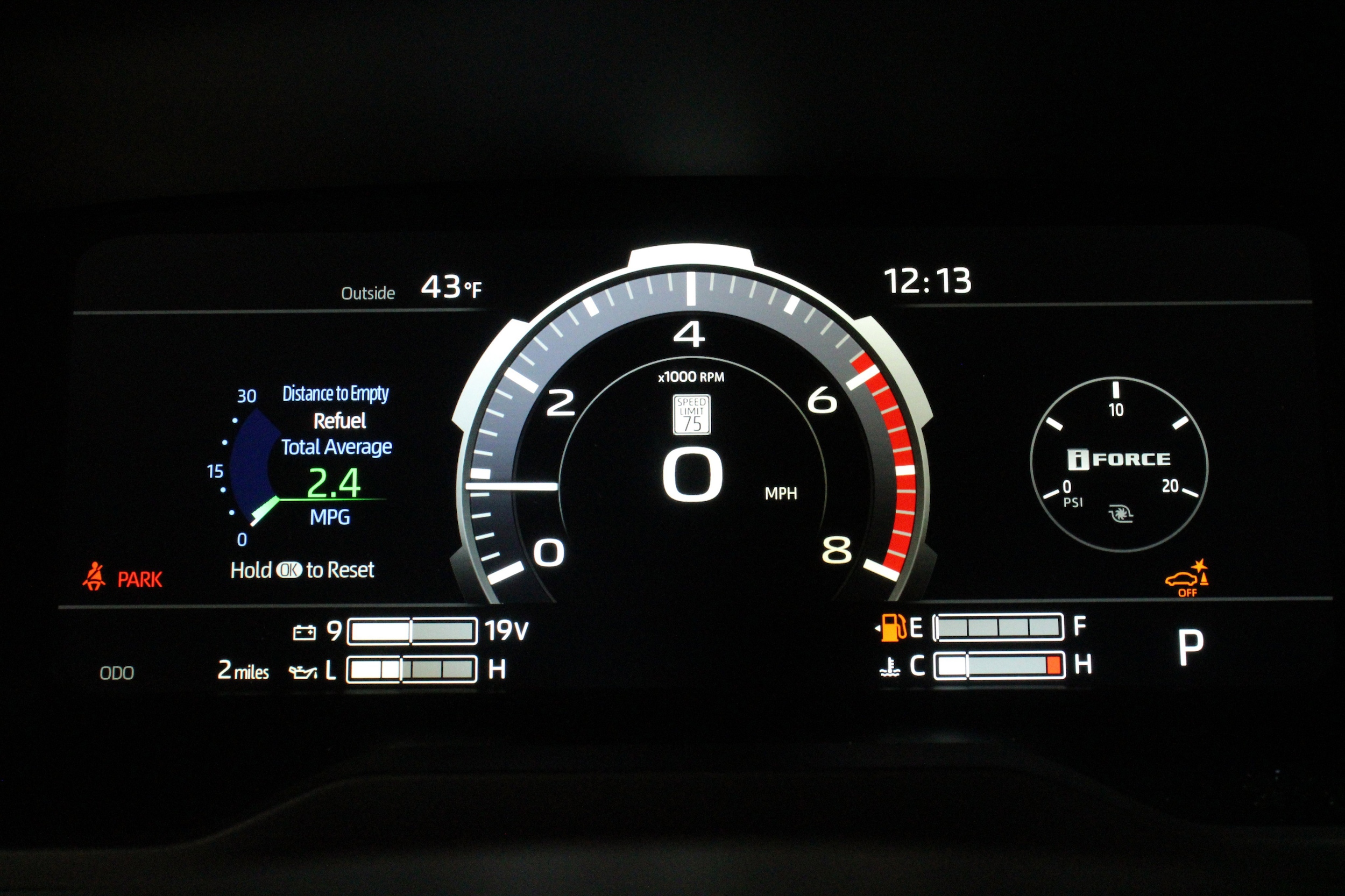 2026 Toyota Tundra Platinum - Photo 13