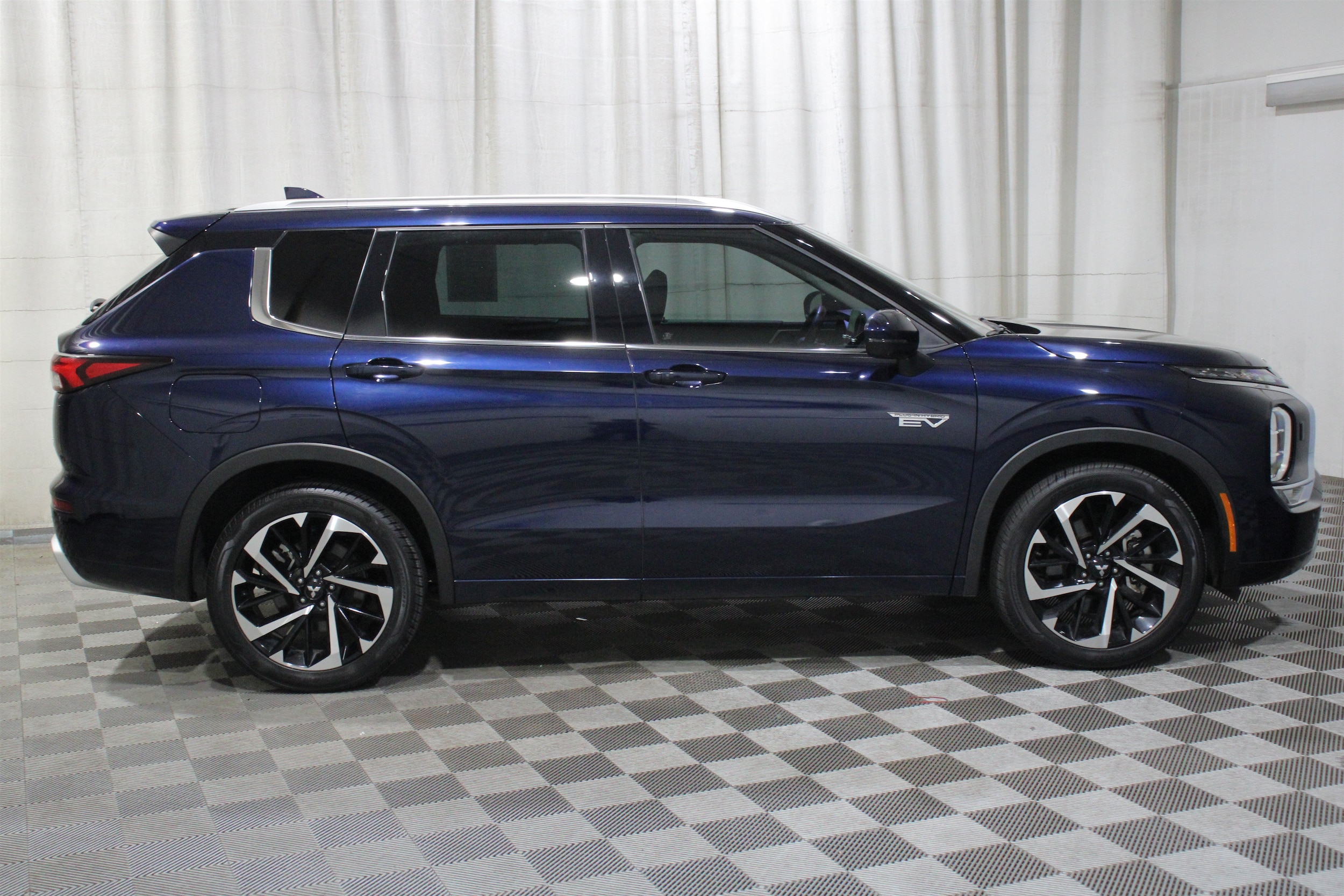 2023 Mitsubishi Outlander Plug-In Hybrid SEL - Photo 34