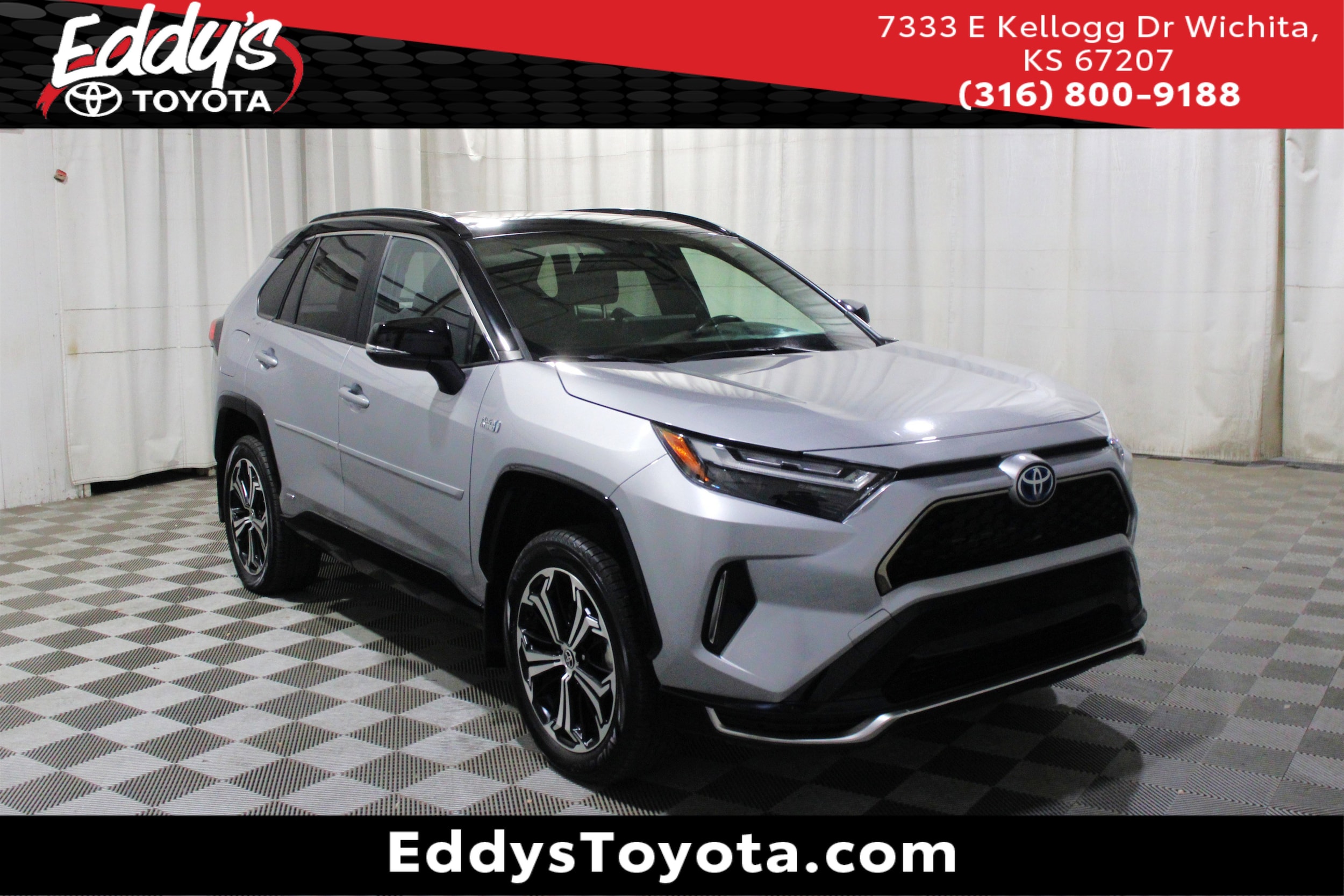 2024 Toyota RAV4 XSE's photo