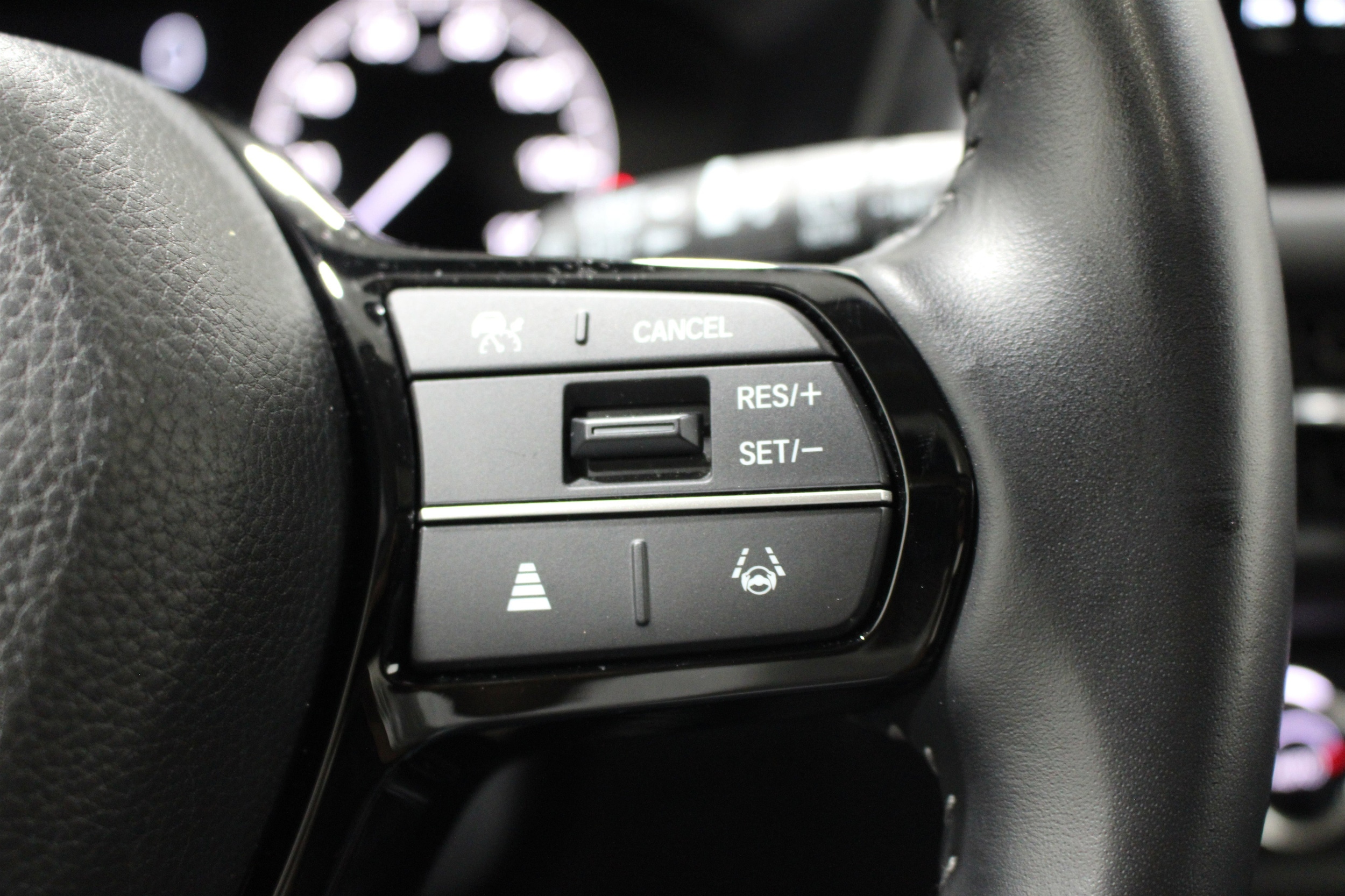 2025 Honda HR-V EX-L - Photo 12