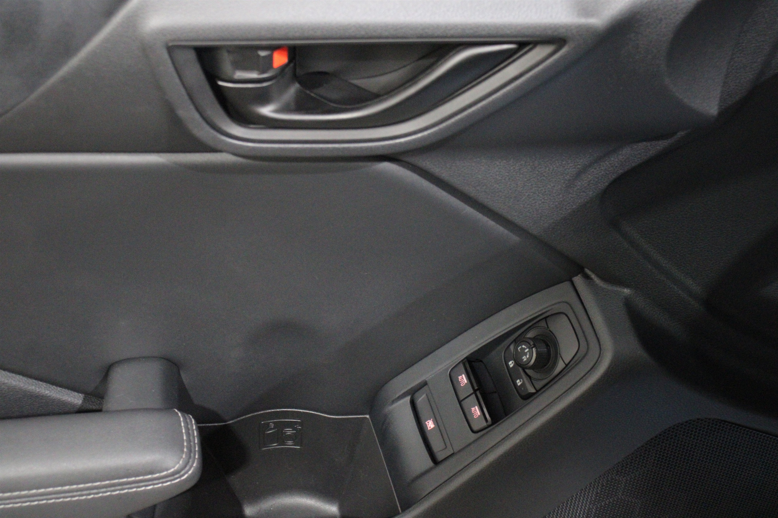 2023 Toyota GR86 Premium - Photo 7