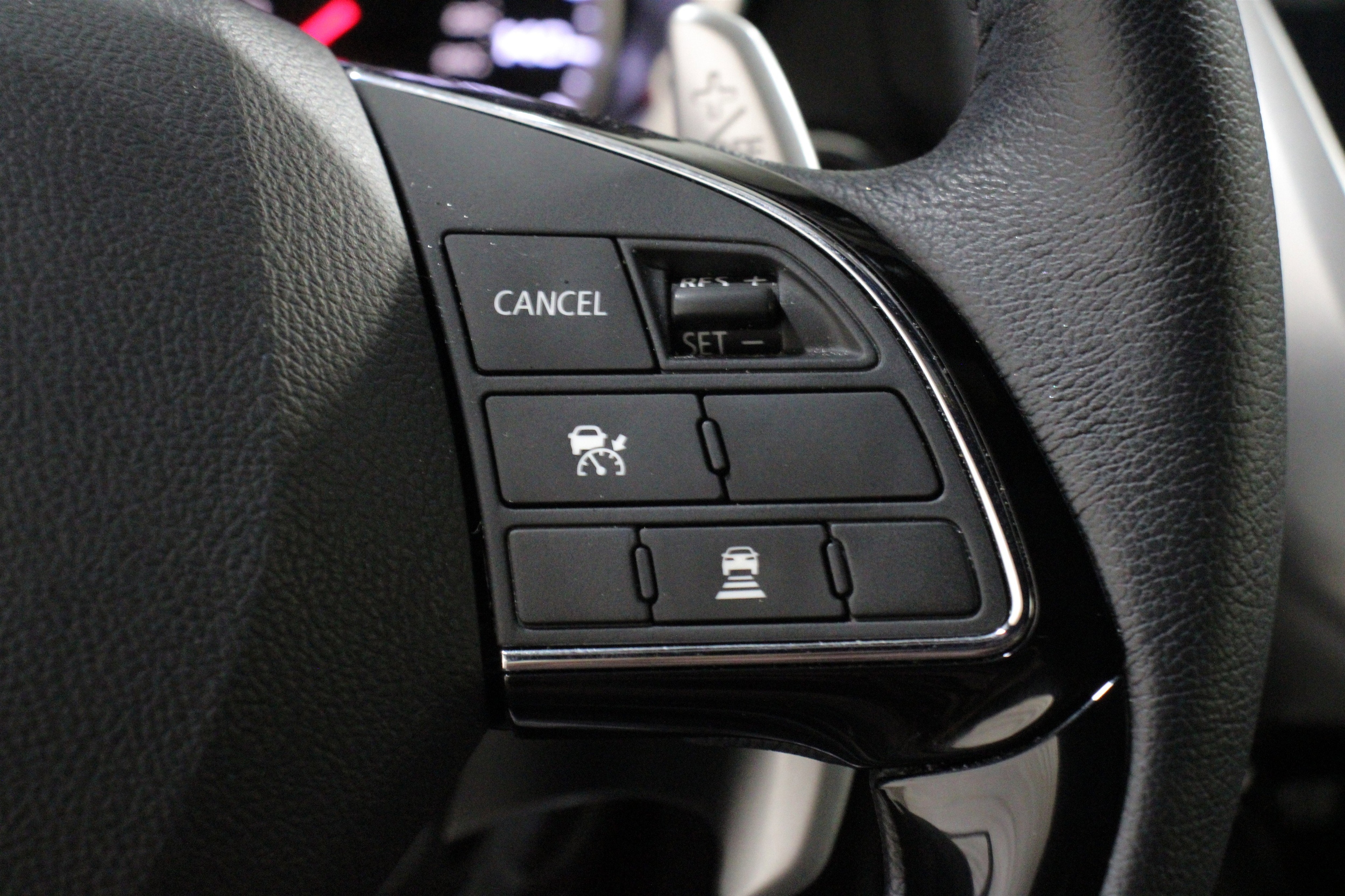 2024 Mitsubishi Eclipse Cross SEL - Photo 7