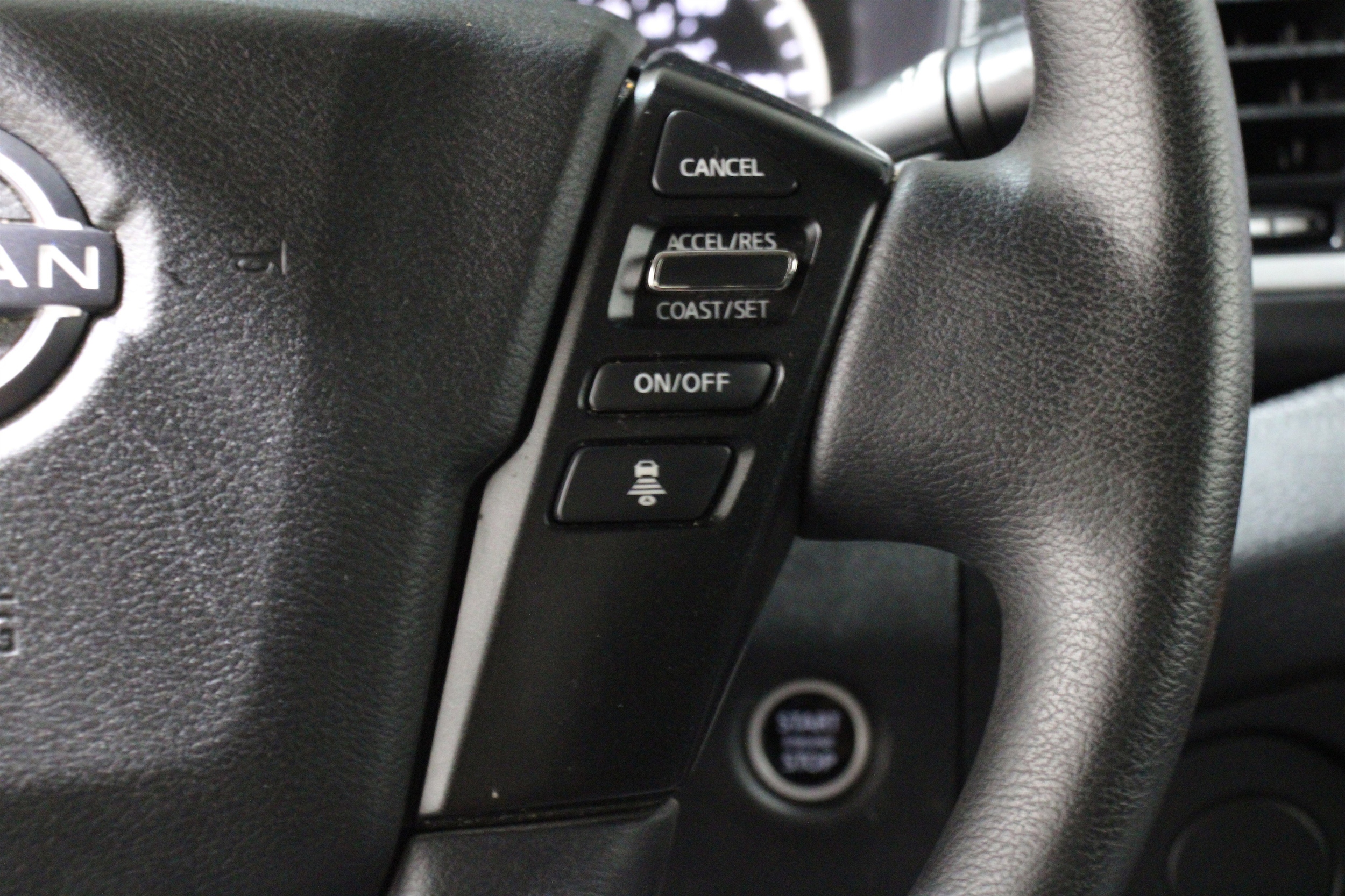 2024 Nissan Frontier SV - Photo 10