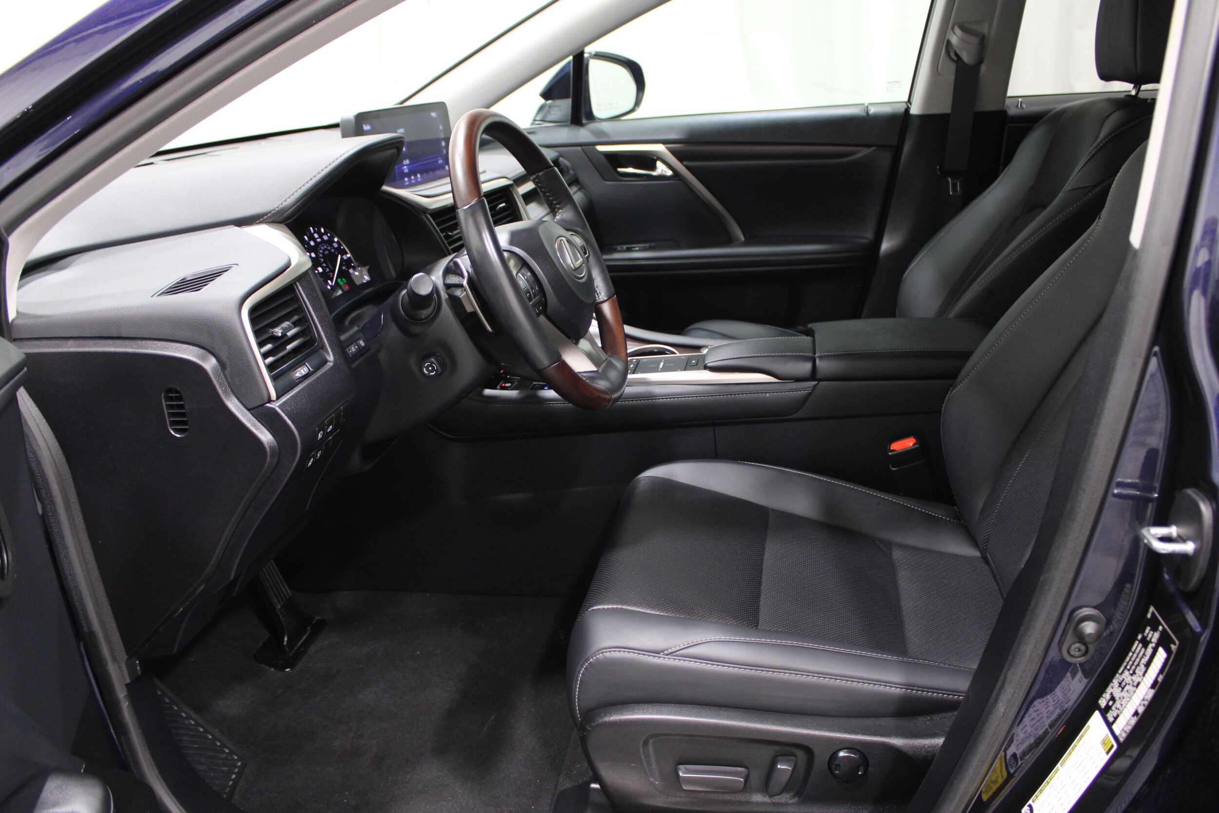 2022 Lexus RX 350 photo 3