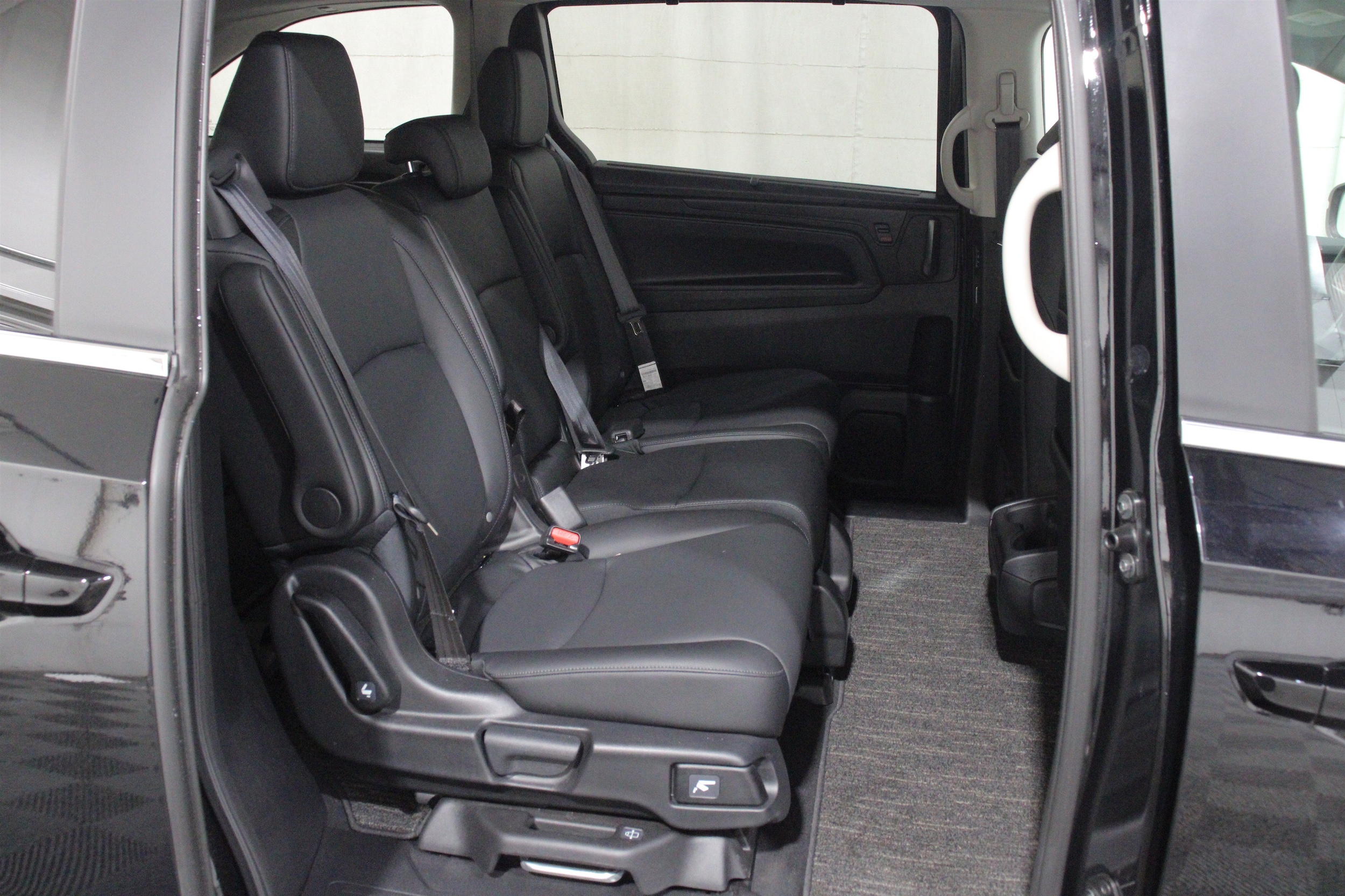 2026 Honda Odyssey EX-L - Photo 28