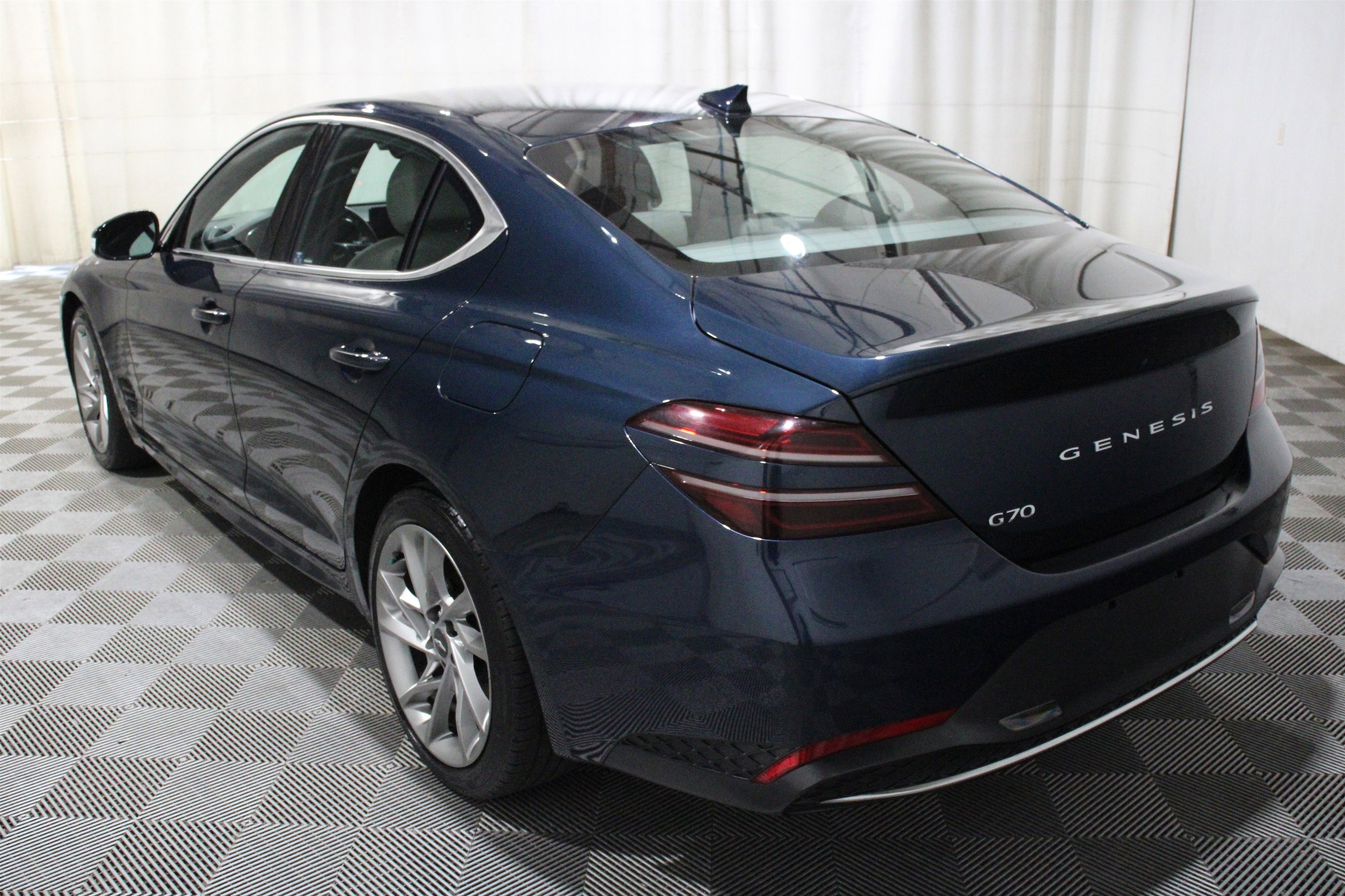 2022 GENESIS G70 Standard - Photo 34