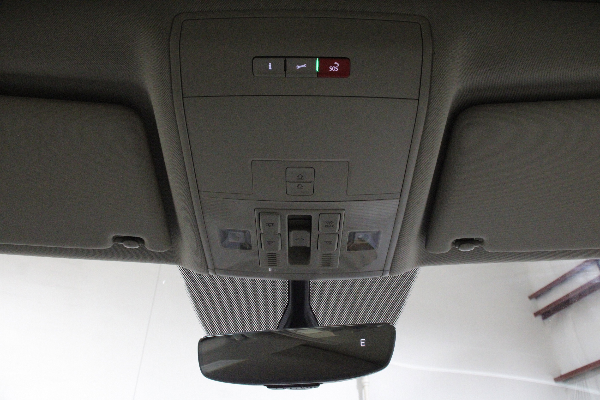 2021 Volkswagen Atlas SE w/Tech - Photo 22
