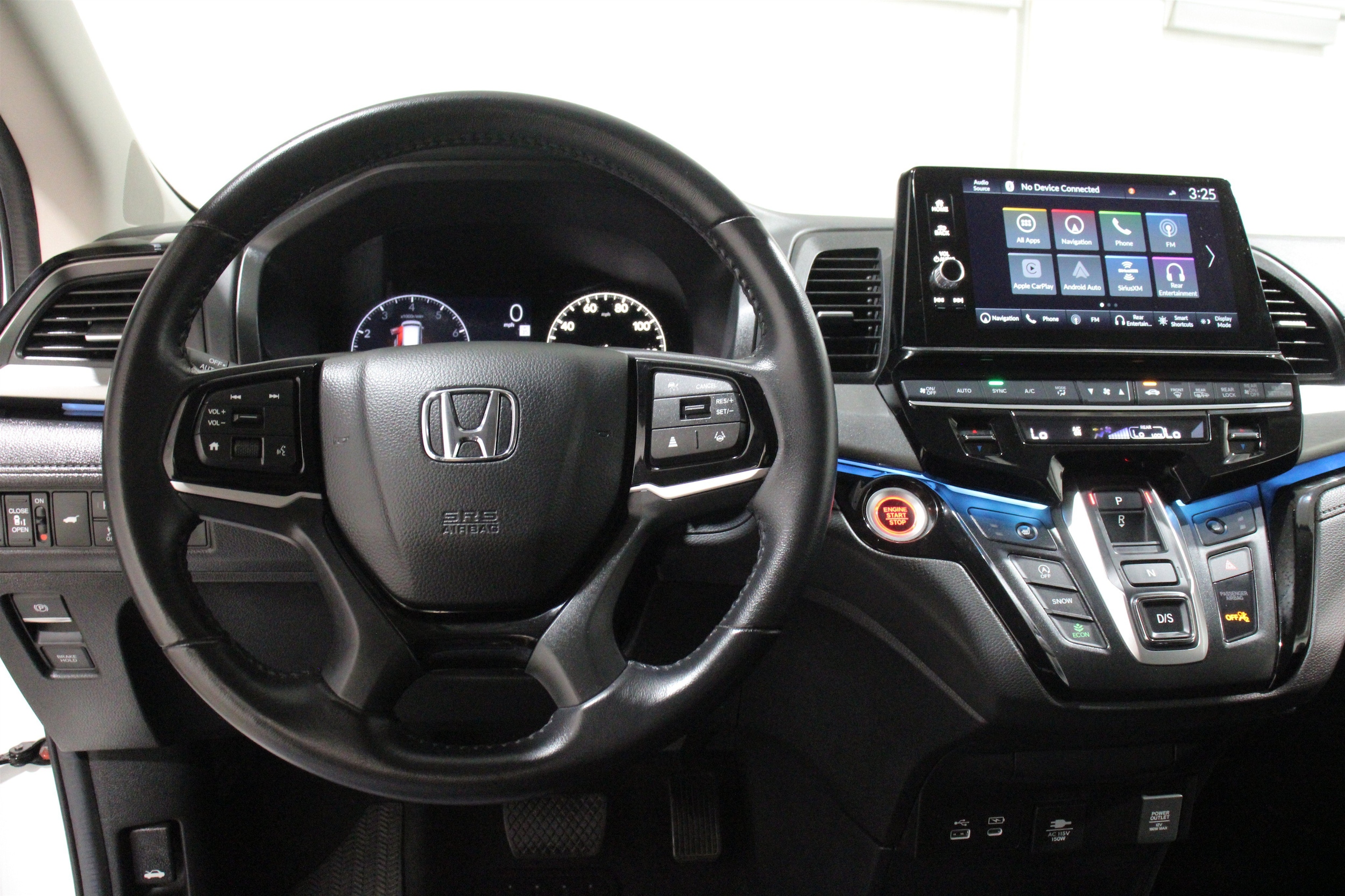 2025 Honda Odyssey Touring - Photo 8