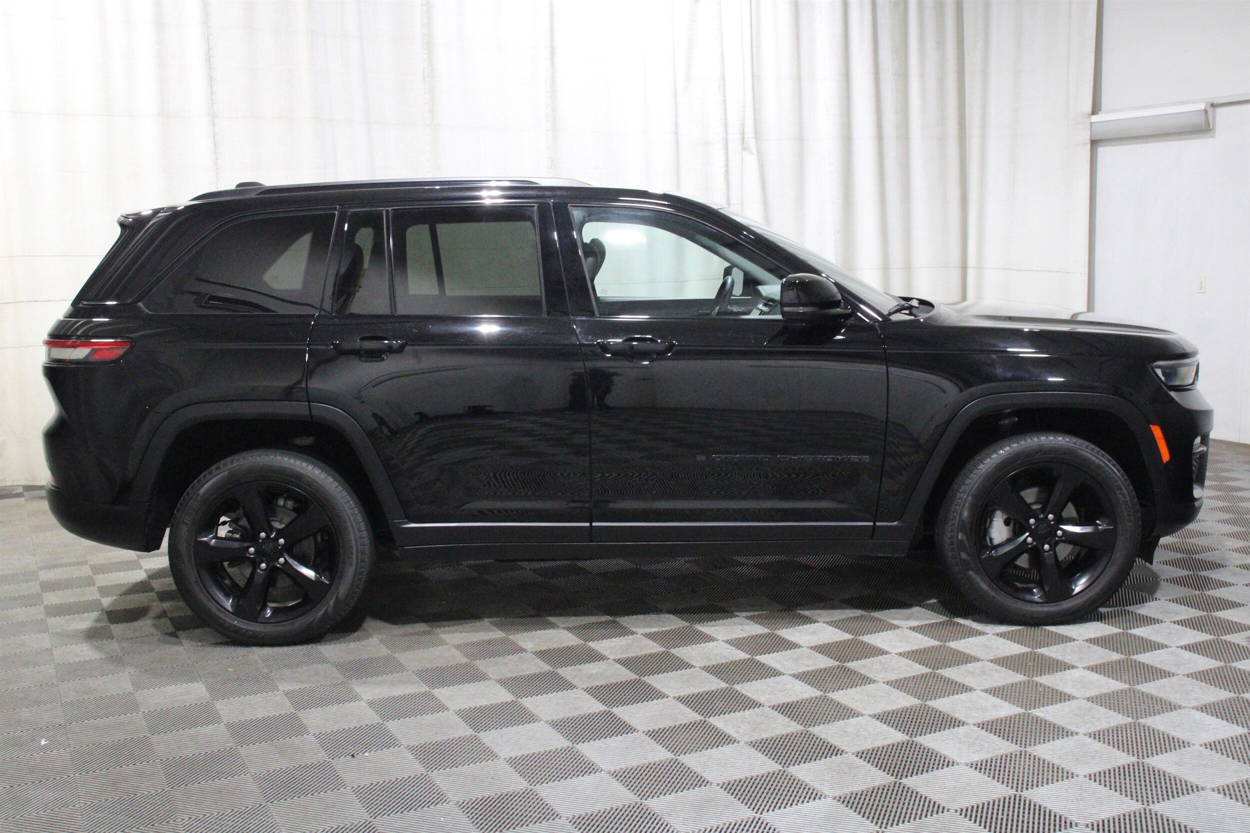 2023 Jeep Grand Cherokee Limited - Photo 31