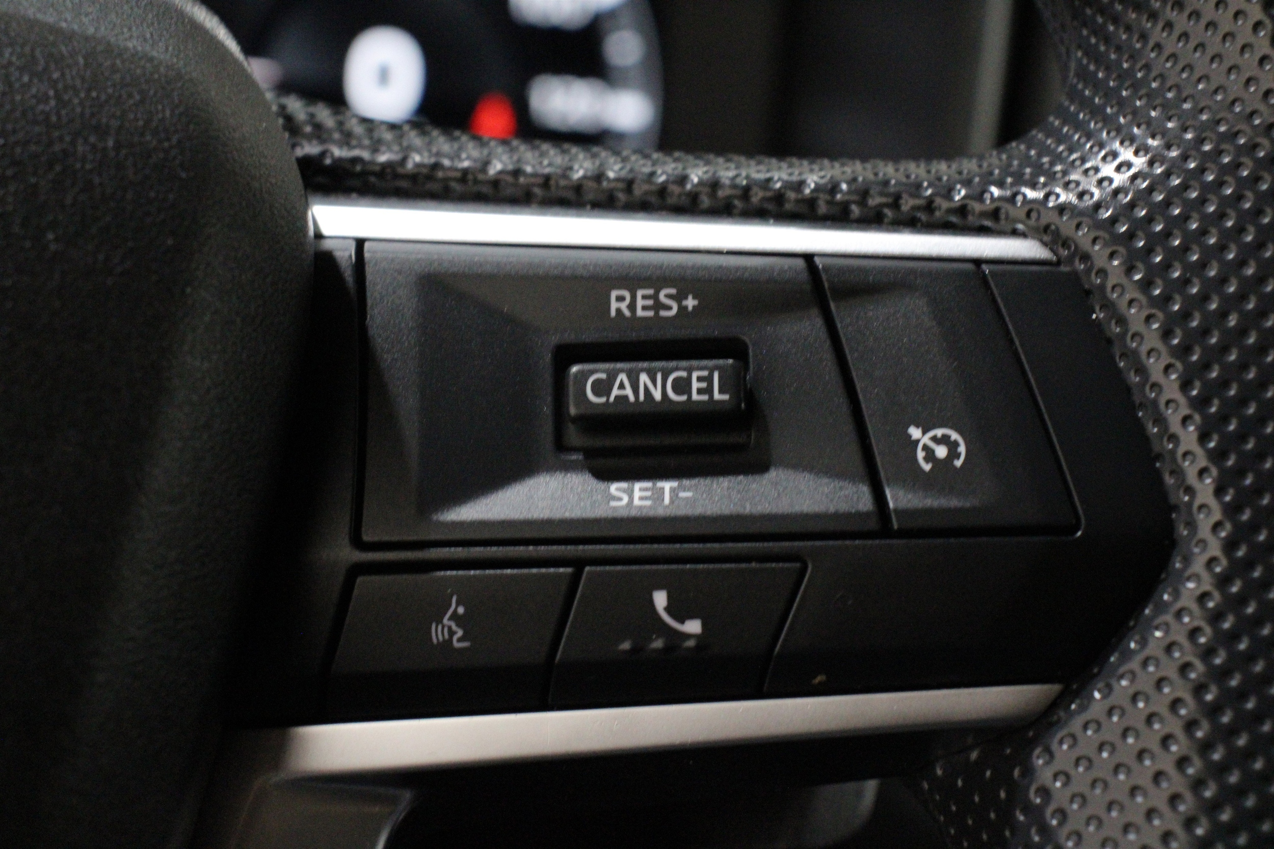 2024 Mitsubishi Outlander Plug-in Hybrid ES - Photo 10