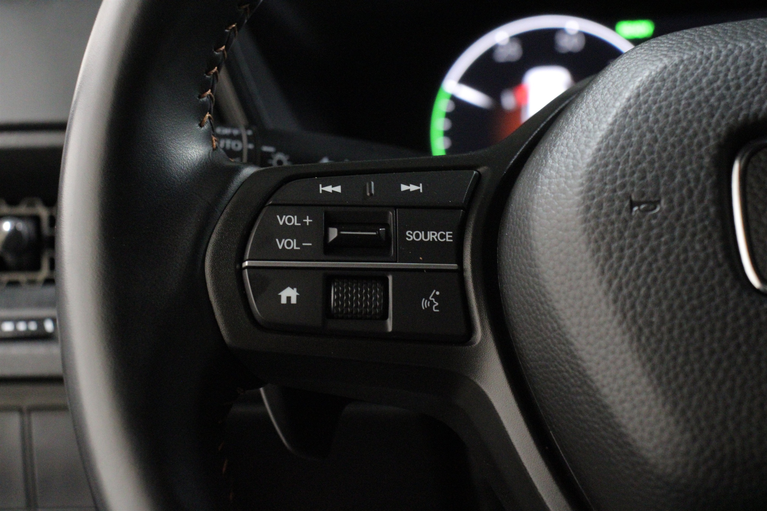 2025 Honda CR-V Sport - Photo 9