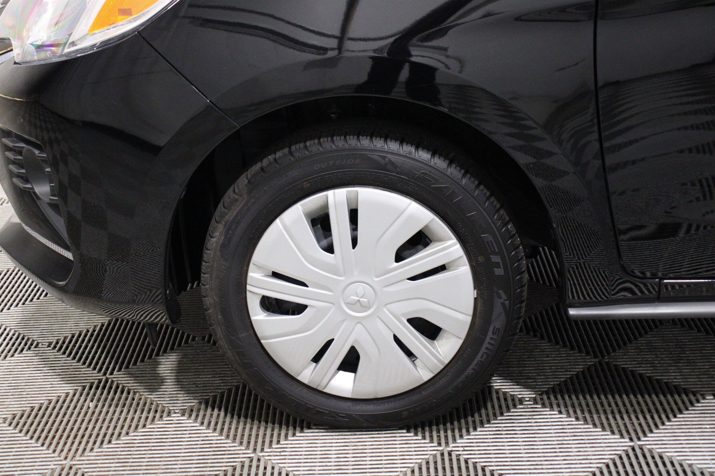 2024 Mitsubishi Mirage G4 ES - Photo 34