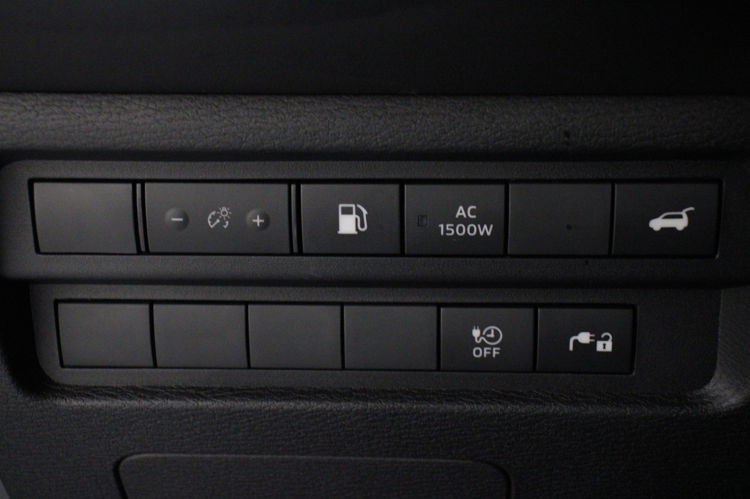 2023 Mitsubishi Outlander Plug-In Hybrid SEL - Photo 11