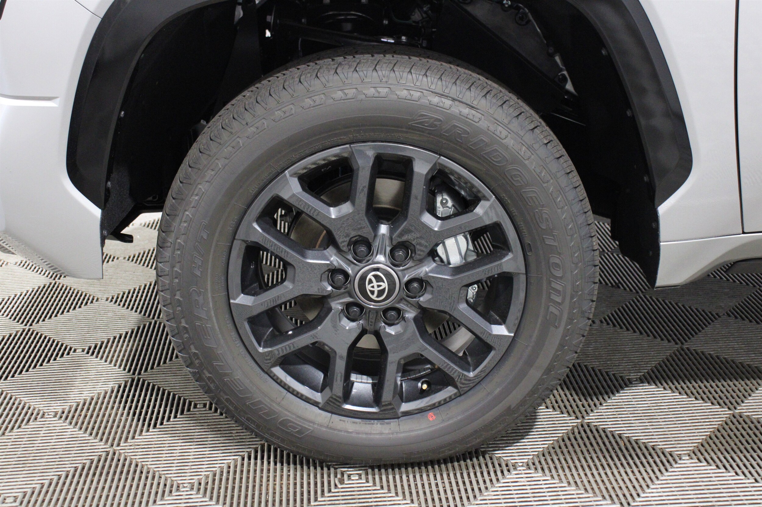 2026 Toyota Tundra Platinum - Photo 39