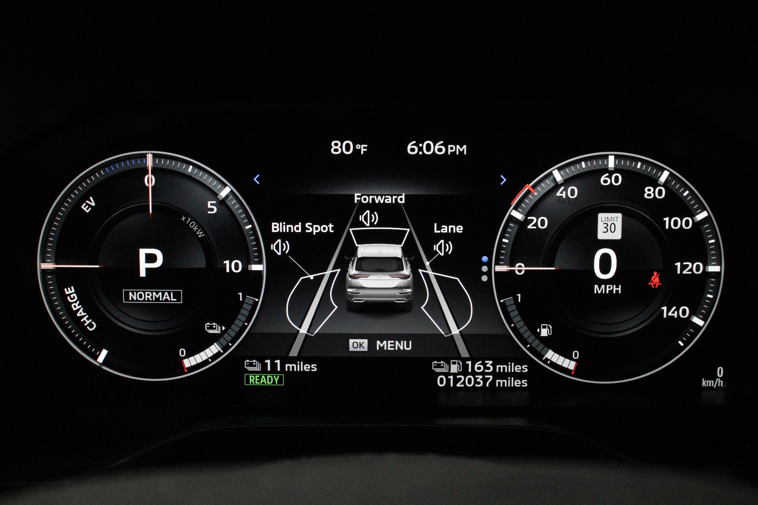 2023 Mitsubishi Outlander Plug-In Hybrid SEL - Photo 13