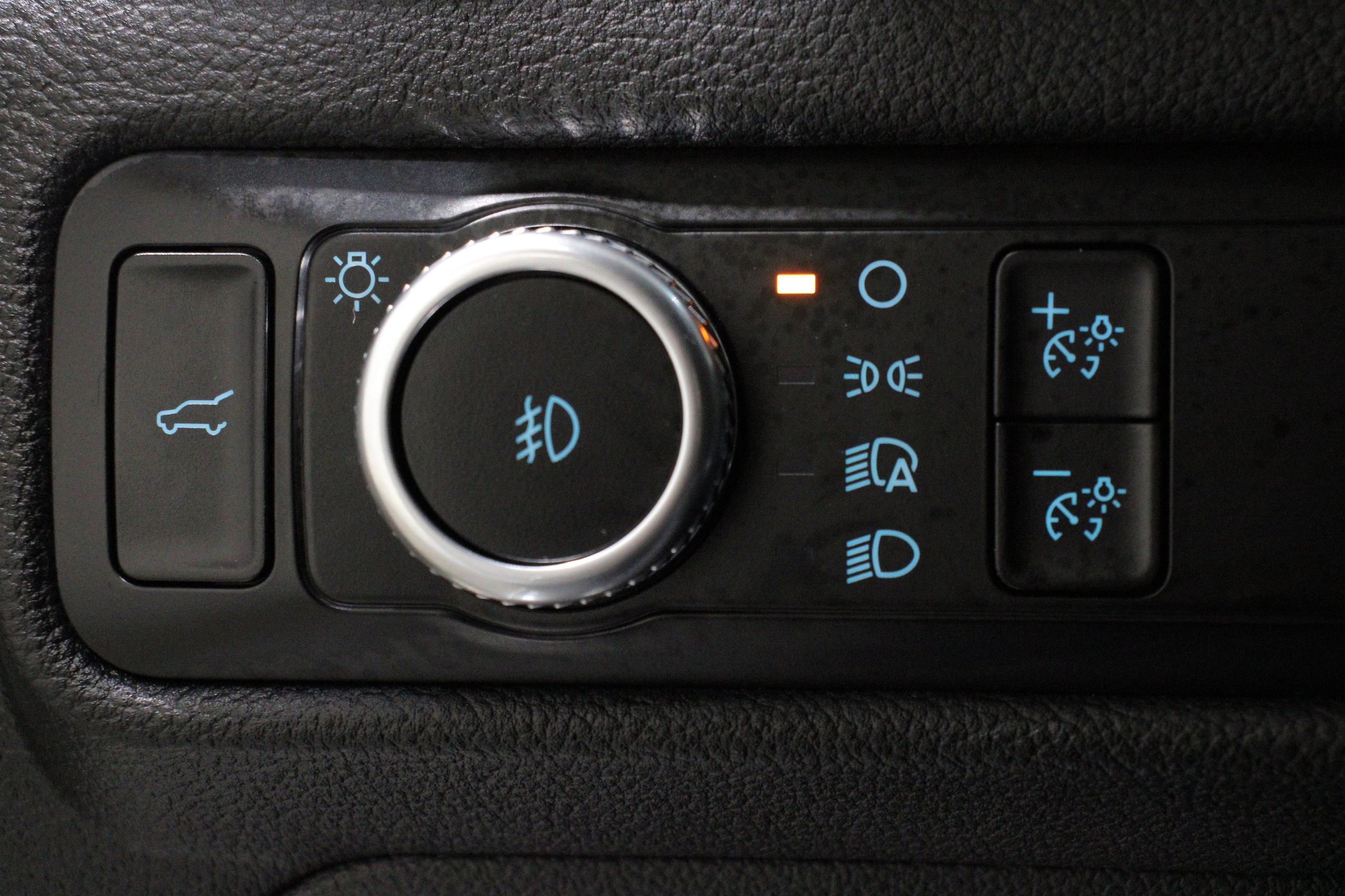 2023 Ford Explorer ST-LINE - Photo 11