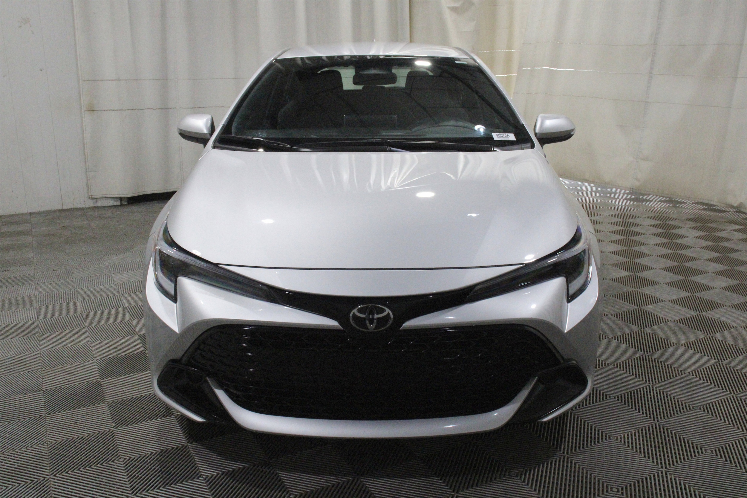2024 Toyota Corolla Hatchback SE - Photo 29