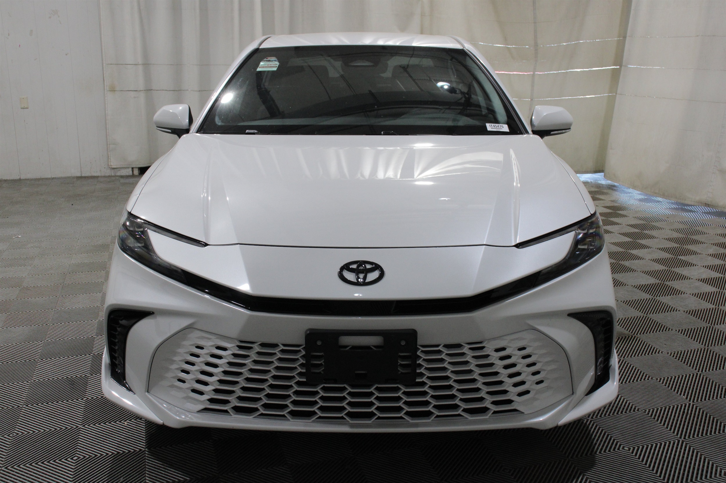 2025 Toyota Camry XSE - Photo 30