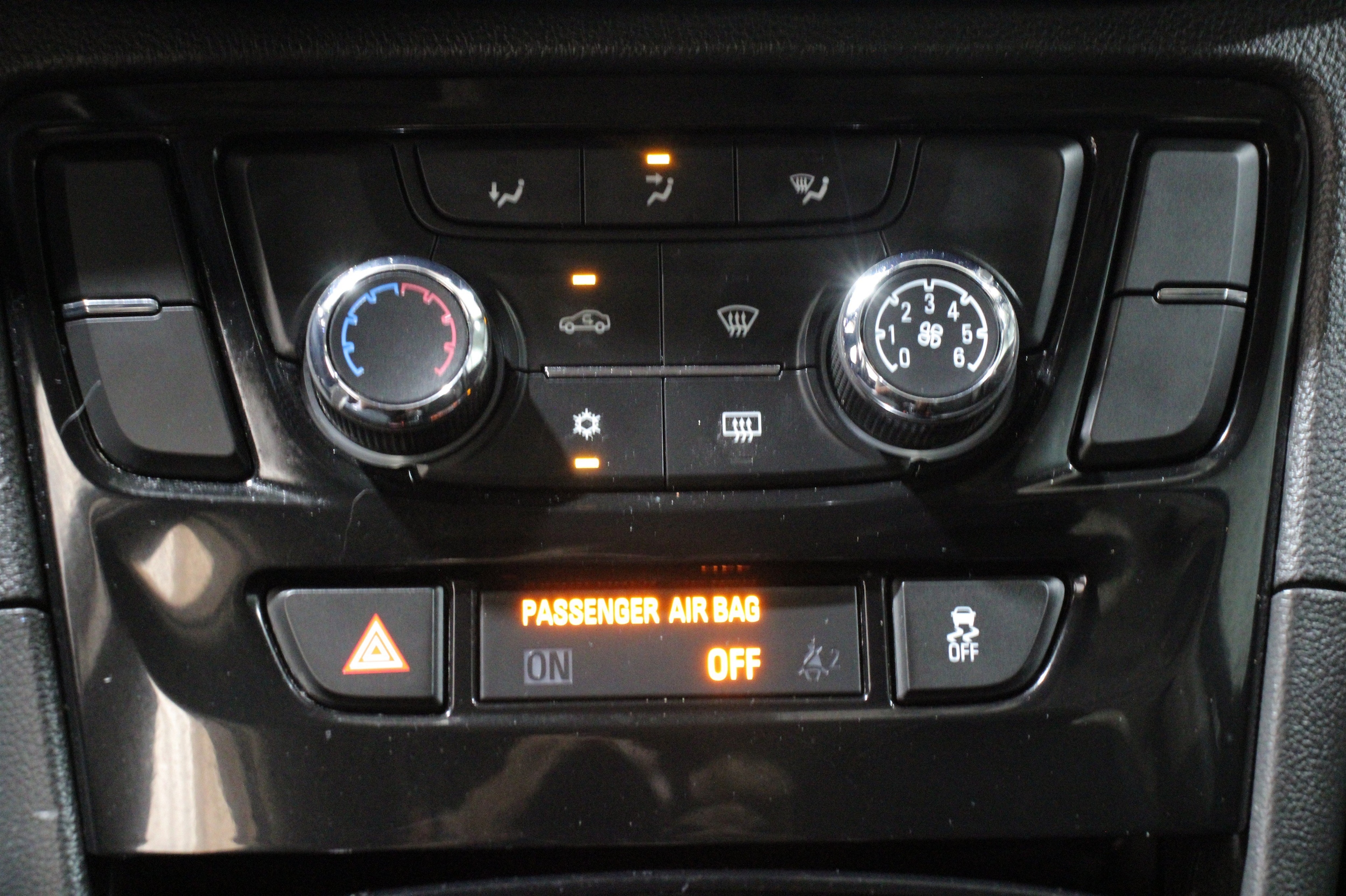 2019 Buick Encore Preferred - Photo 18