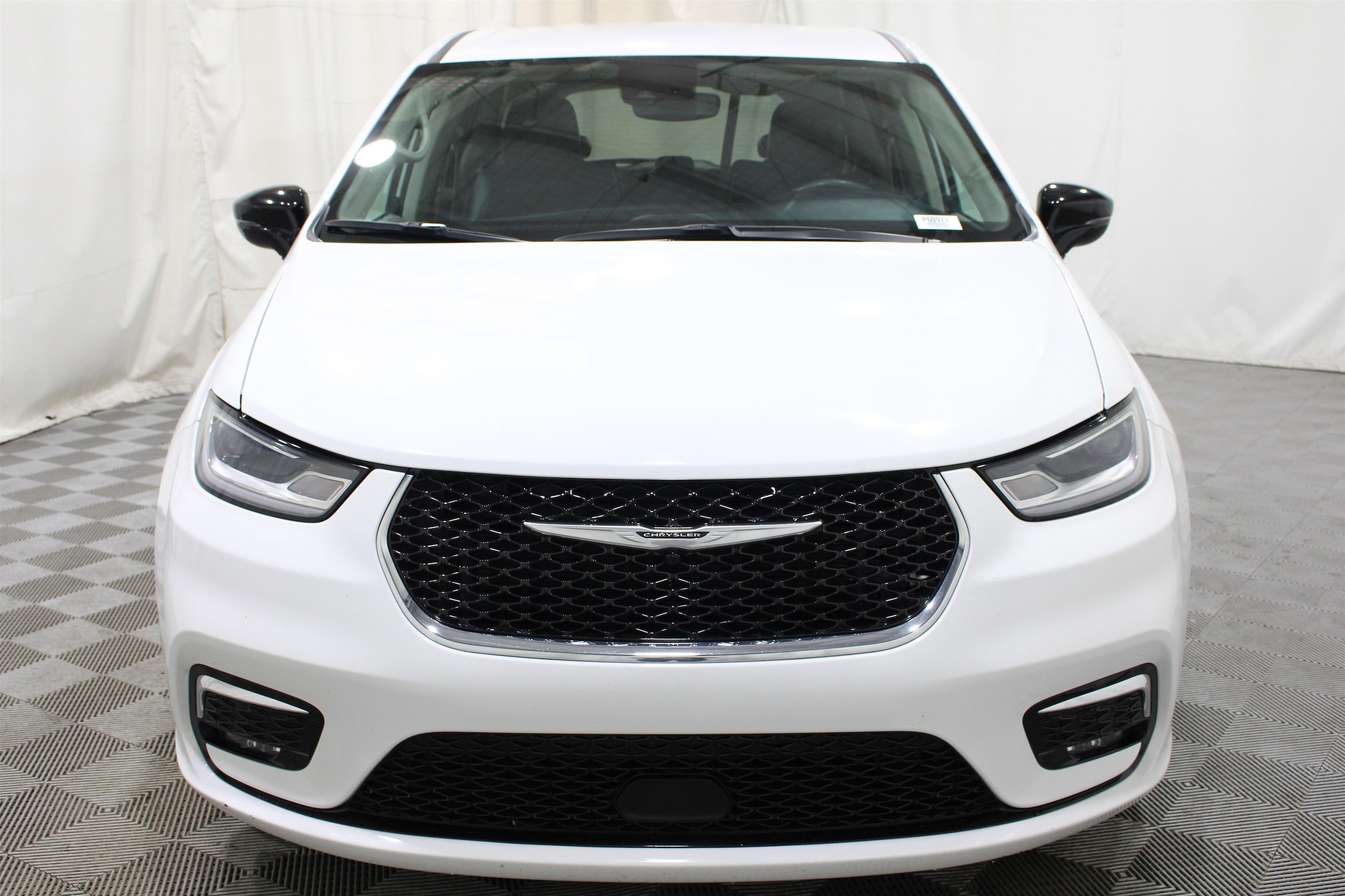 2024 Chrysler Pacifica Touring L - Photo 35