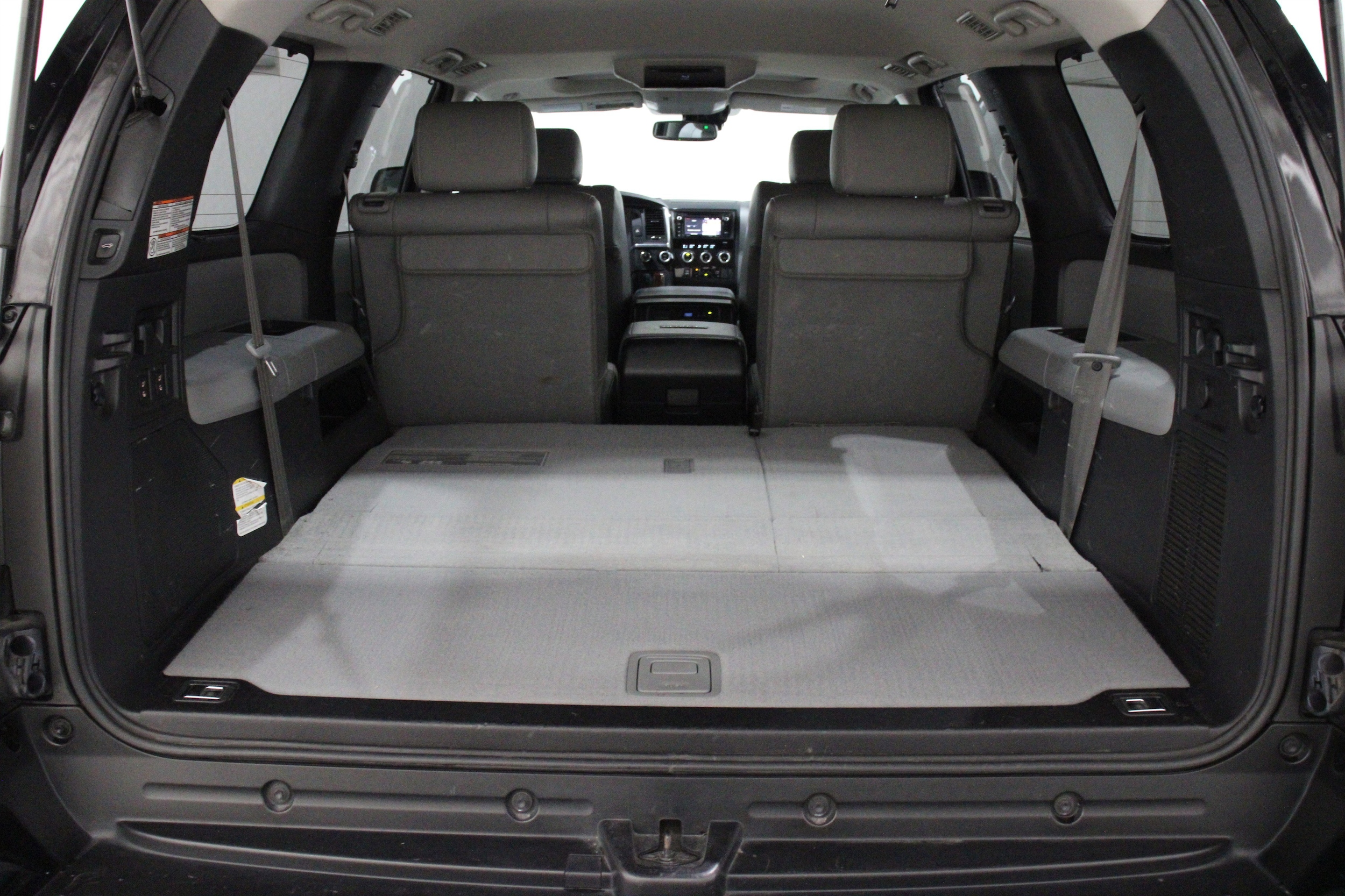 2019 Toyota Sequoia Platinum - Photo 28