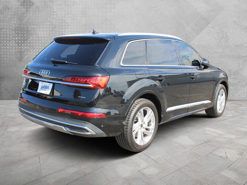 Used 2022 Audi Q7 55 Premium SUV