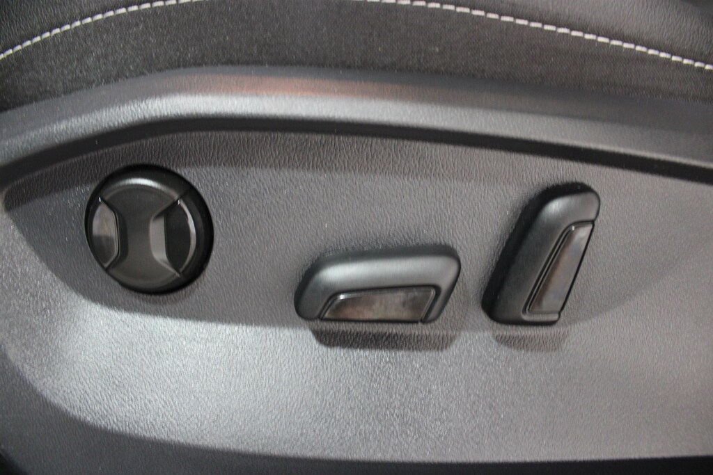 Used 2024 Volkswagen Taos 1.5T SE SUV