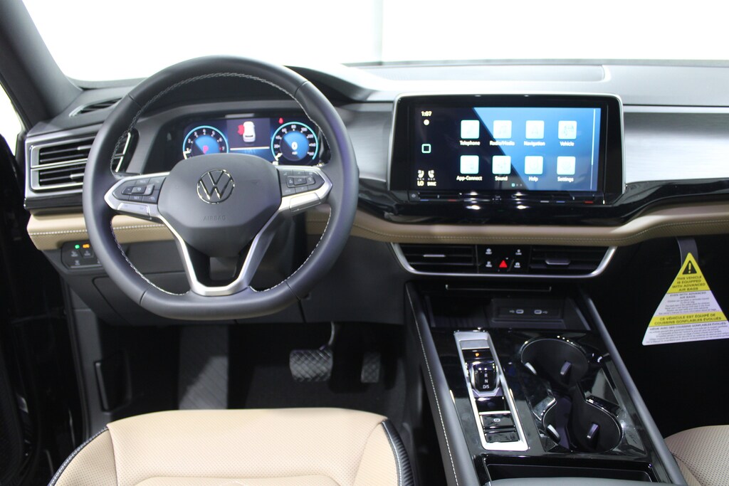 New 2026 Volkswagen Atlas Cross Sport 2.0T SE w/Technology SUV