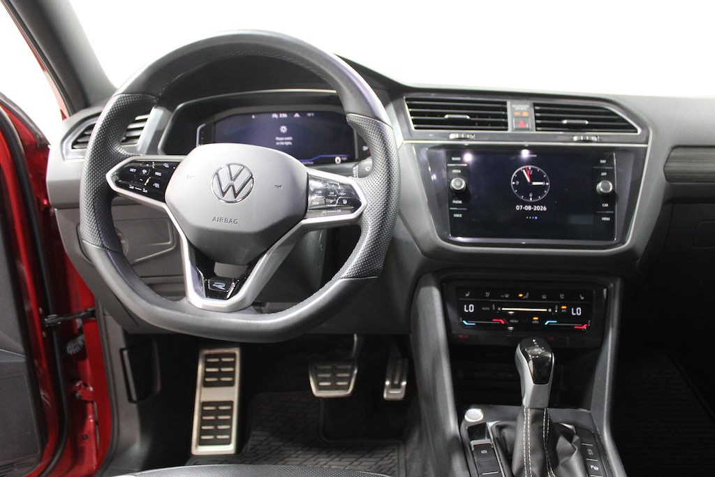 Used 2024 Volkswagen Tiguan 2.0T SEL R-Line SUV