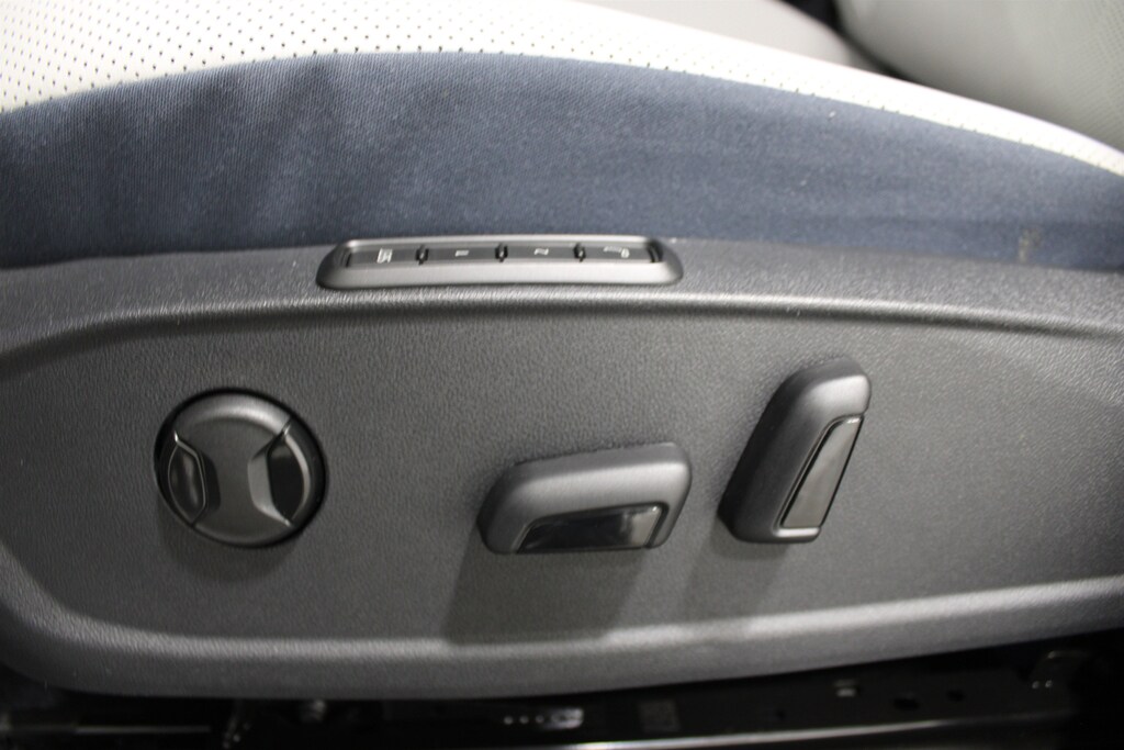 New 2025 Volkswagen ID.4 Pro S SUV