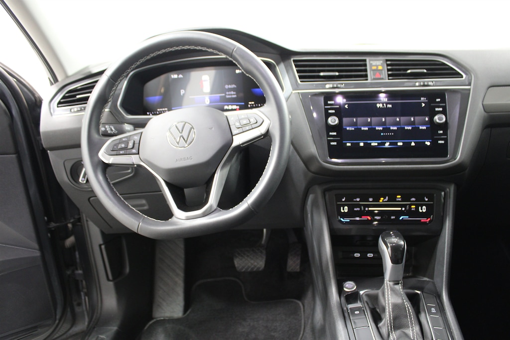 Used 2024 Volkswagen Tiguan 2.0T SE SUV