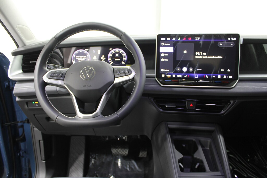 New 2026 Volkswagen Tiguan 2.0T SE SUV