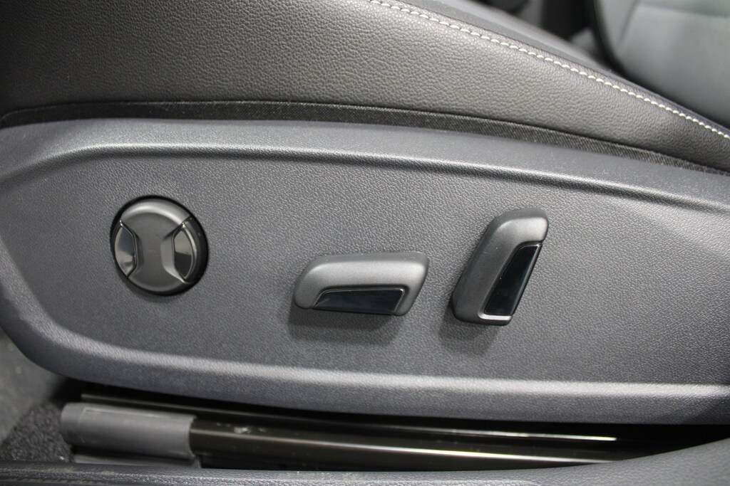 New 2026 Volkswagen Jetta 1.5T SE Sedan