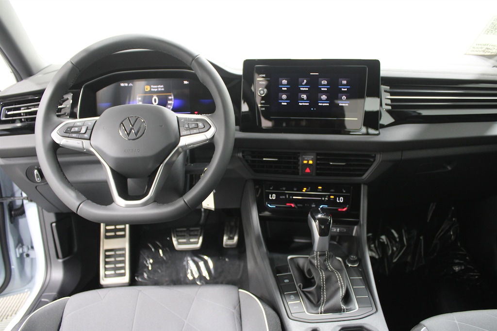 New 2026 Volkswagen Jetta 1.5T Sport Sedan