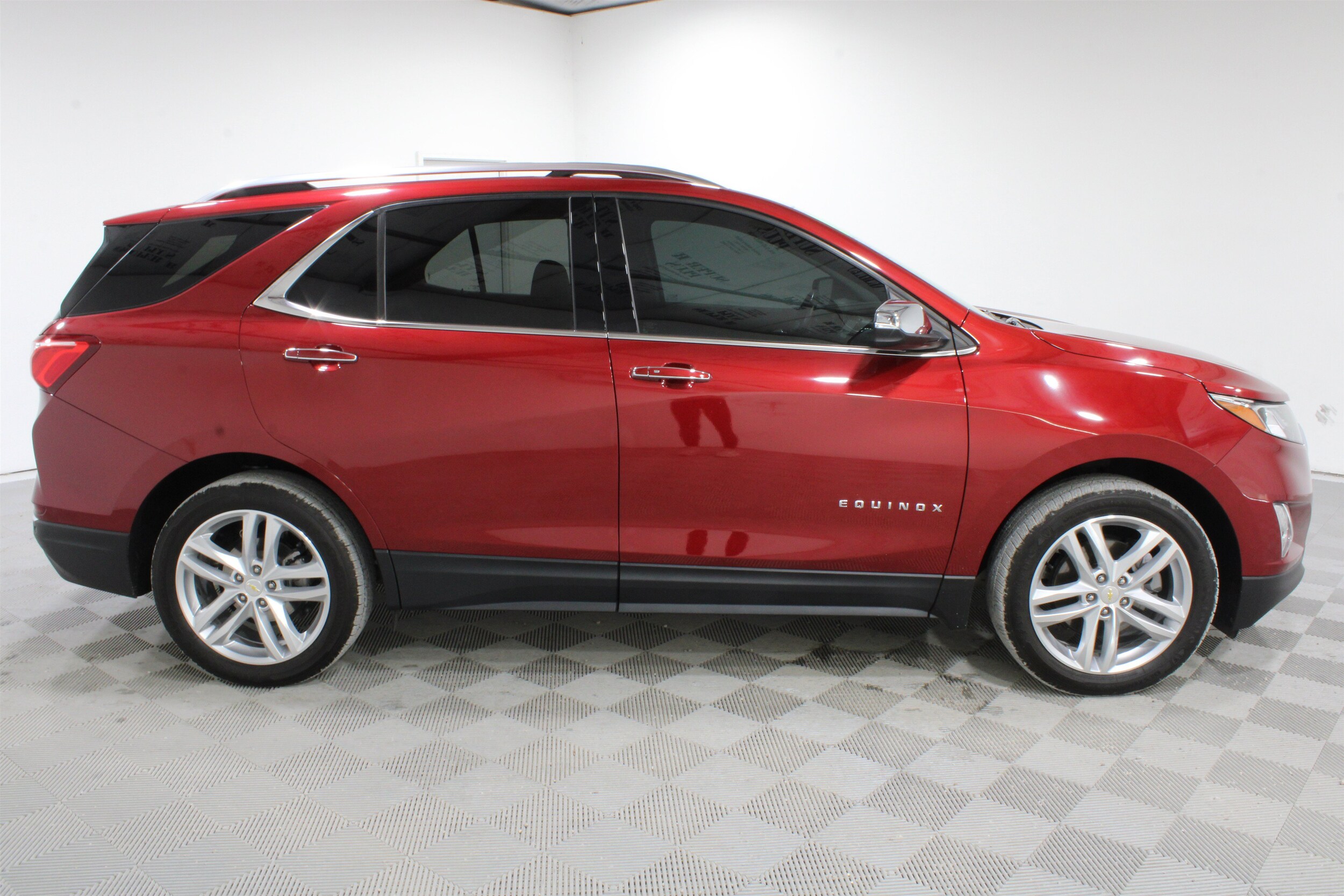2020 Chevrolet Equinox Premier - Photo 25
